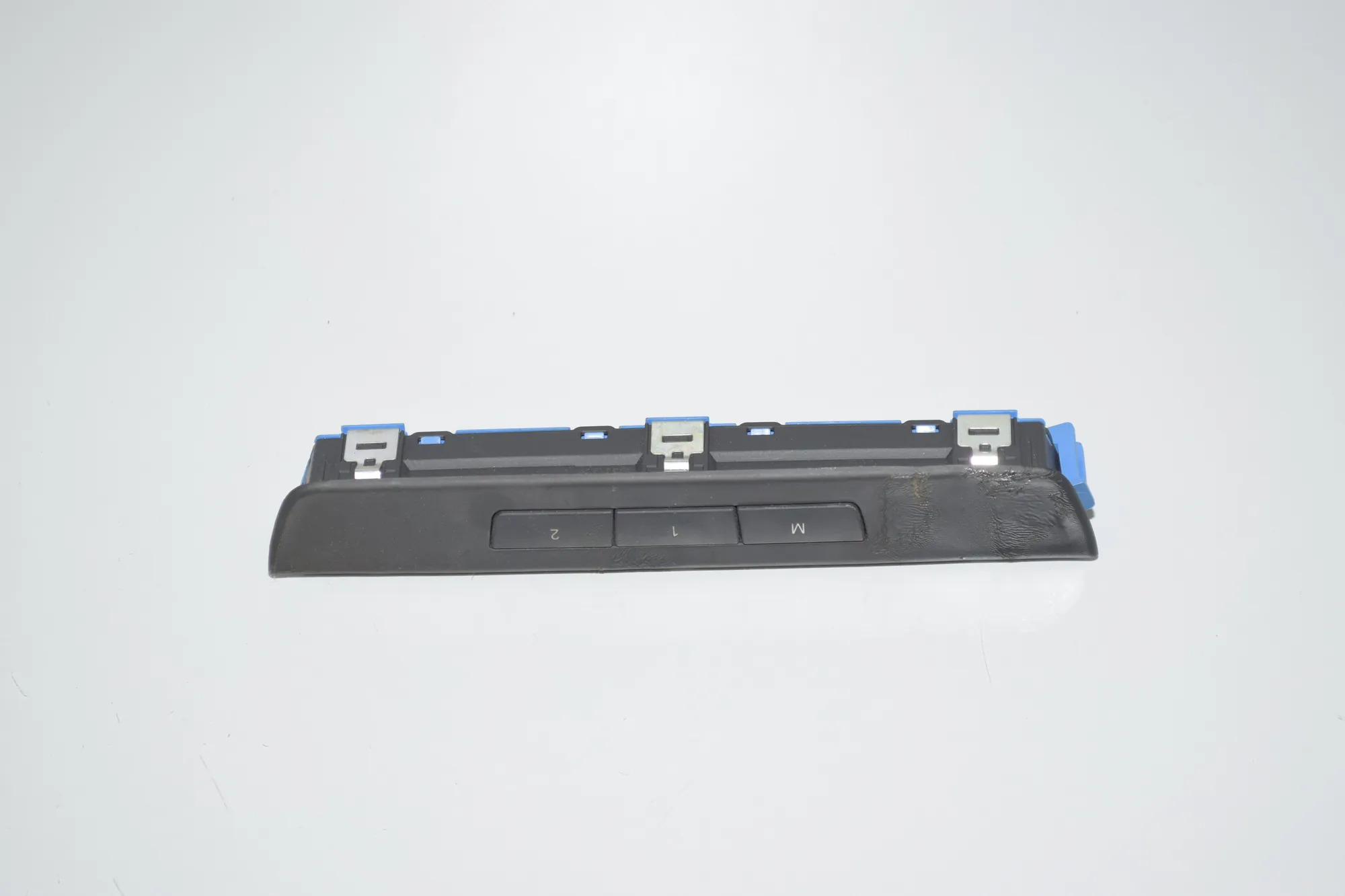 Left Seat Control Switches – OEM 9215808 · BMW 5 Touring (F11) 530 d xDrive 2014