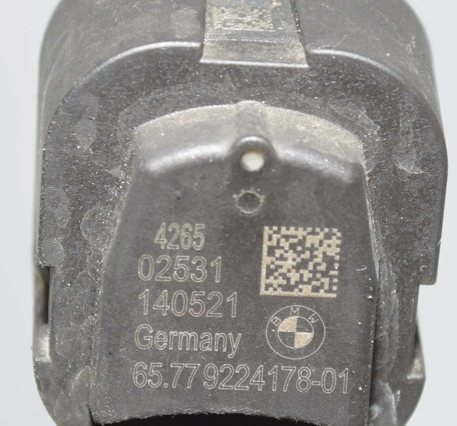 Left Side Impact Sensor – OEM 9224178 · BMW 5 Touring (F11) 530 d xDrive 2014 – 4