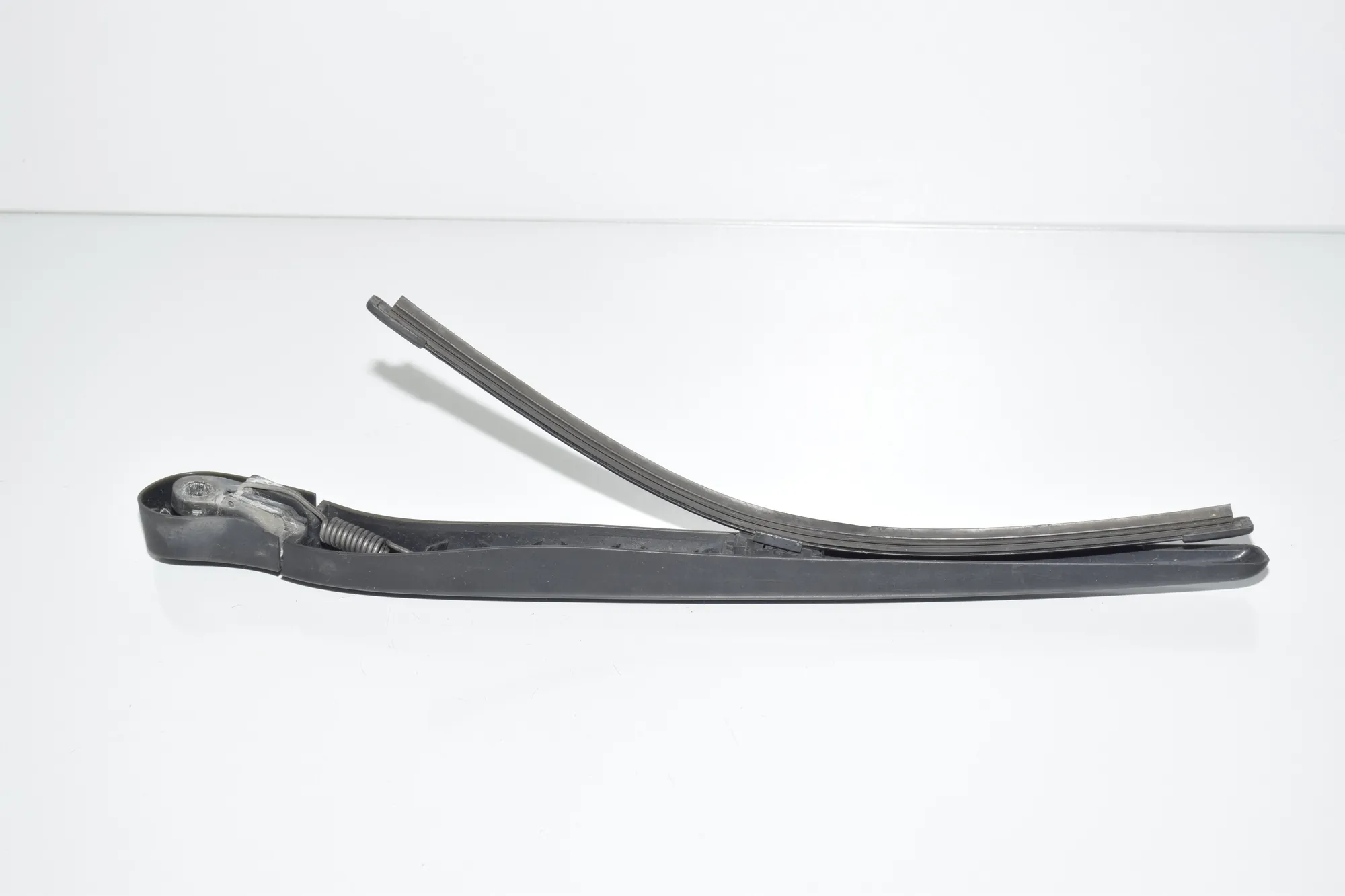 Rear Window Wiper – OEM 7066175 · BMW 5 Touring (F11) 530 d xDrive 2014 – 4