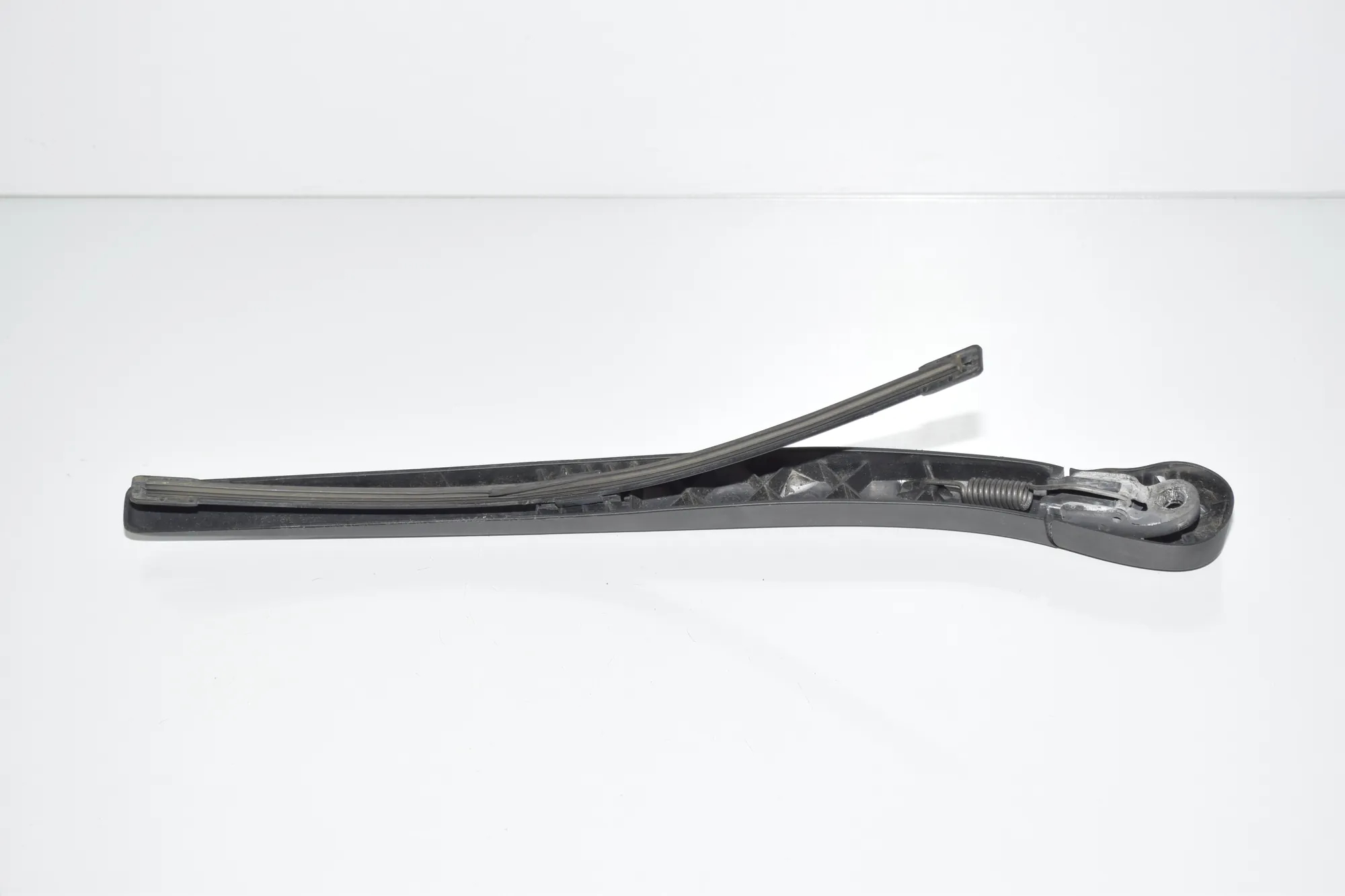 Rear Window Wiper – OEM 7066175 · BMW 5 Touring (F11) 530 d xDrive 2014 – 3