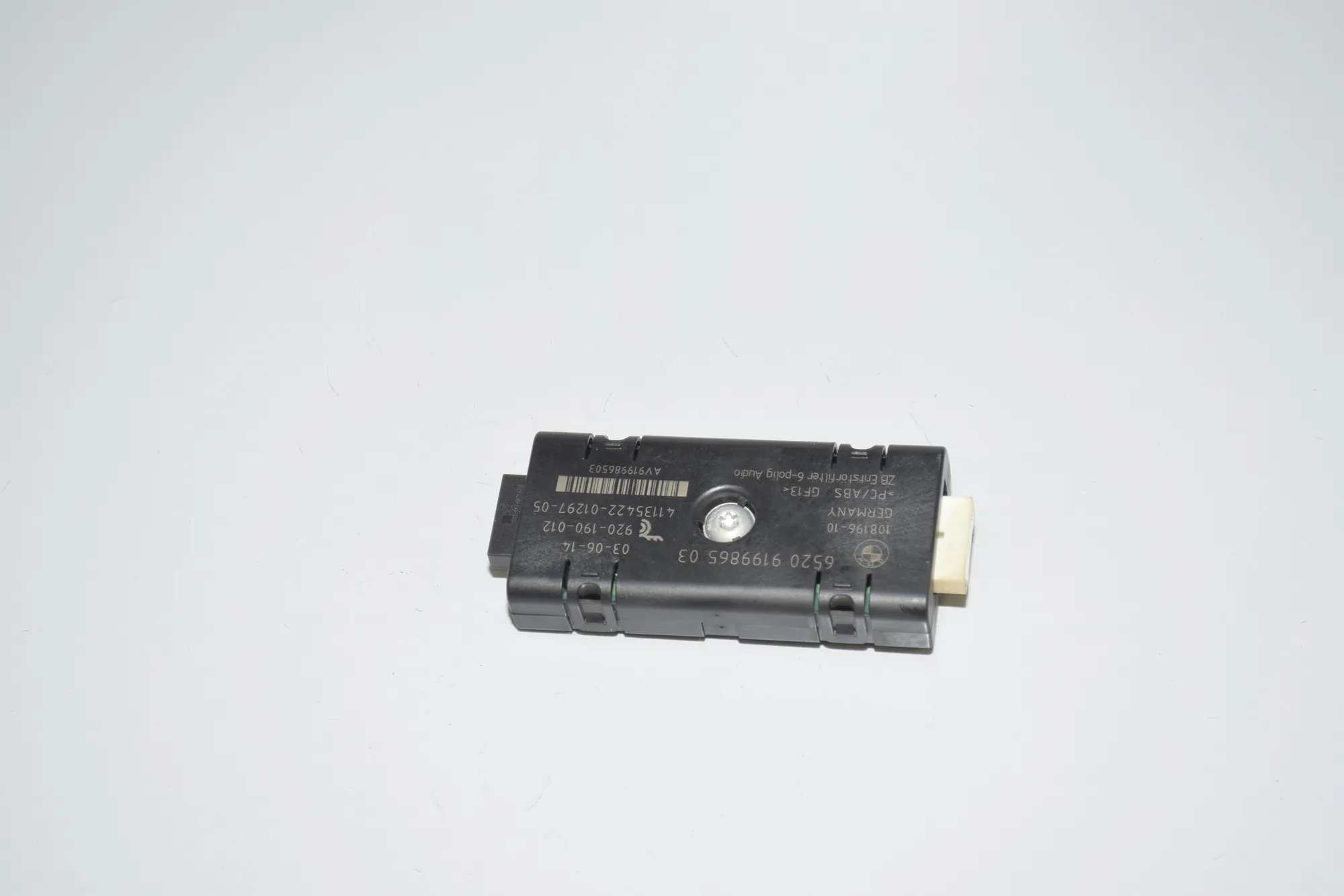 Antenna Filter – OEM 9199865 · BMW 5 Touring (F11) 530 d xDrive 2014 – 2