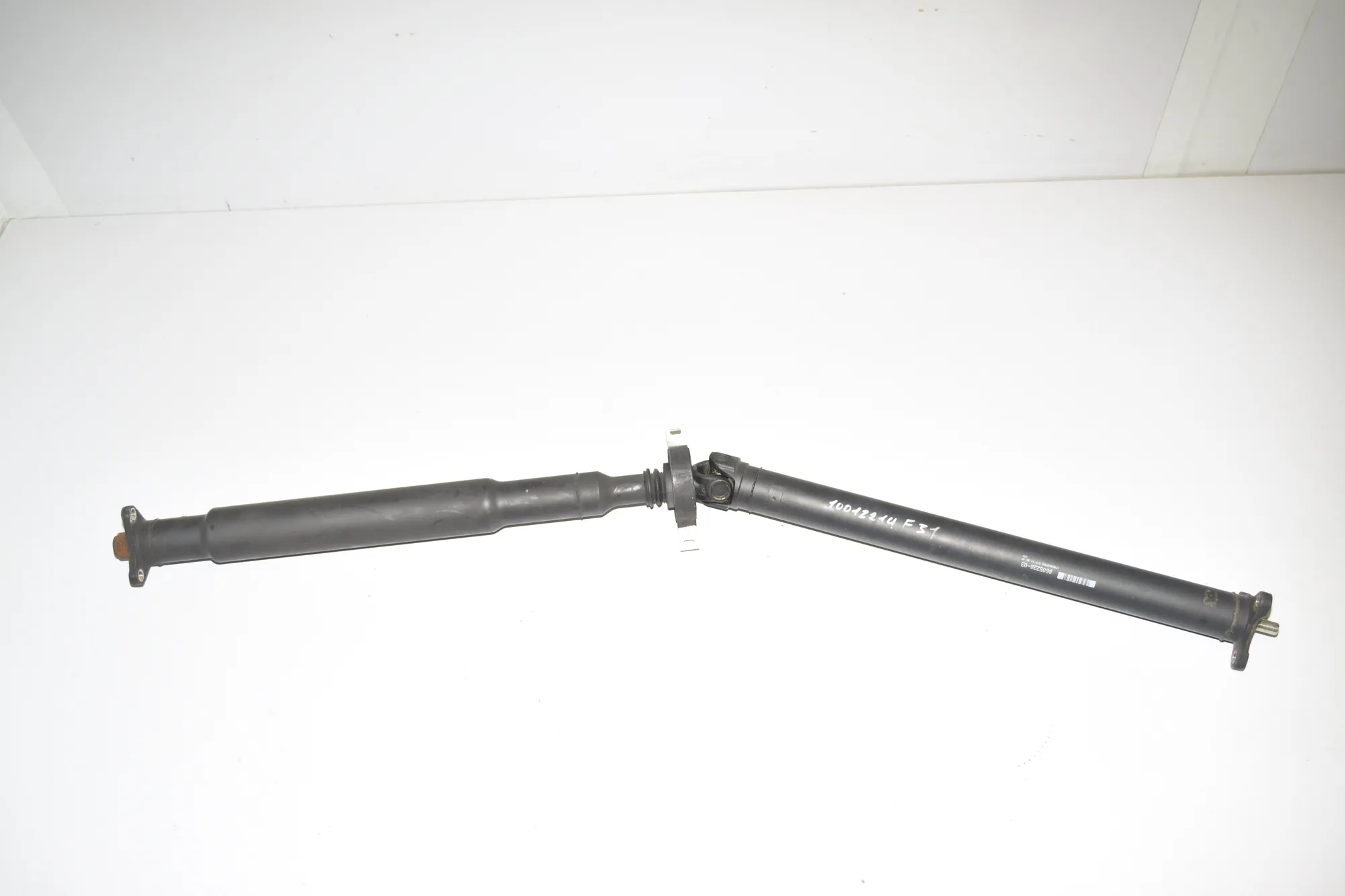 Propshaft Cardan – OEM 8605228 · BMW 3 Touring (F31) 318 d 2017 – 3