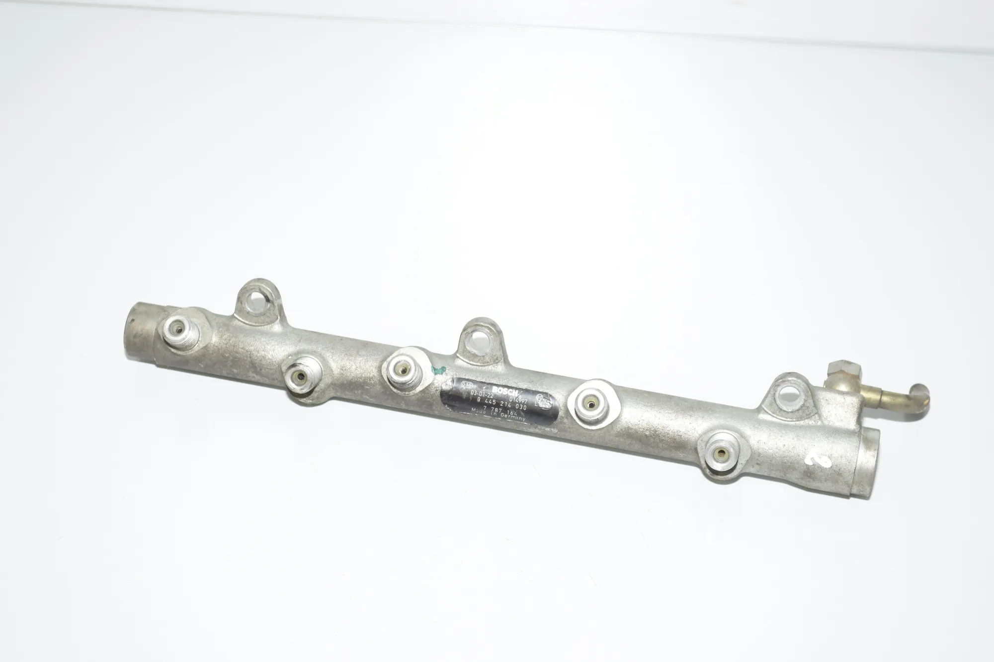 Fuel Rail – OEM 0445214030 · BMW 3 (E46) BMW 3 (E46) 320 d 2003