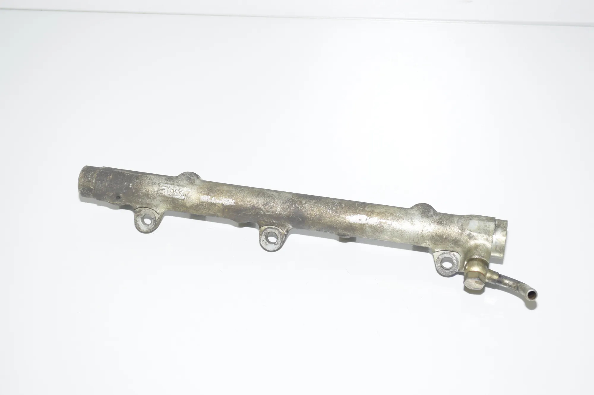 Fuel Rail – OEM 7787164 · BMW 3 (E46) BMW 3 (E46) 320 d 2003 – 2