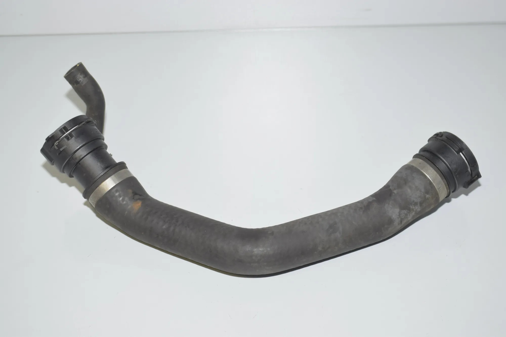 Coolant Hose Pipe – OEM 2247308 · BMW 3 (E46) BMW 3 (E46) 320 d 2004 – 3