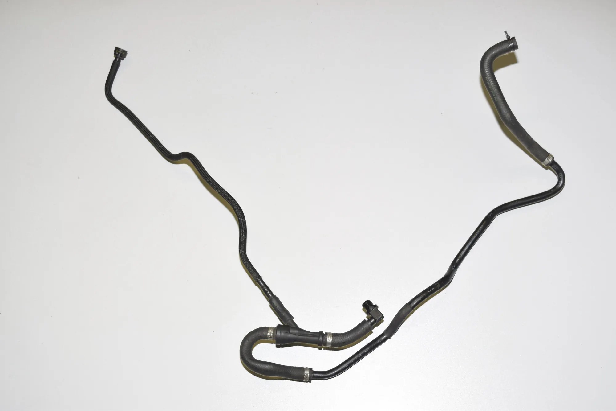 Vacuum Tube – OEM 1440127 · BMW X5 (E53) BMW X5 (E53) 4.6 is 2003