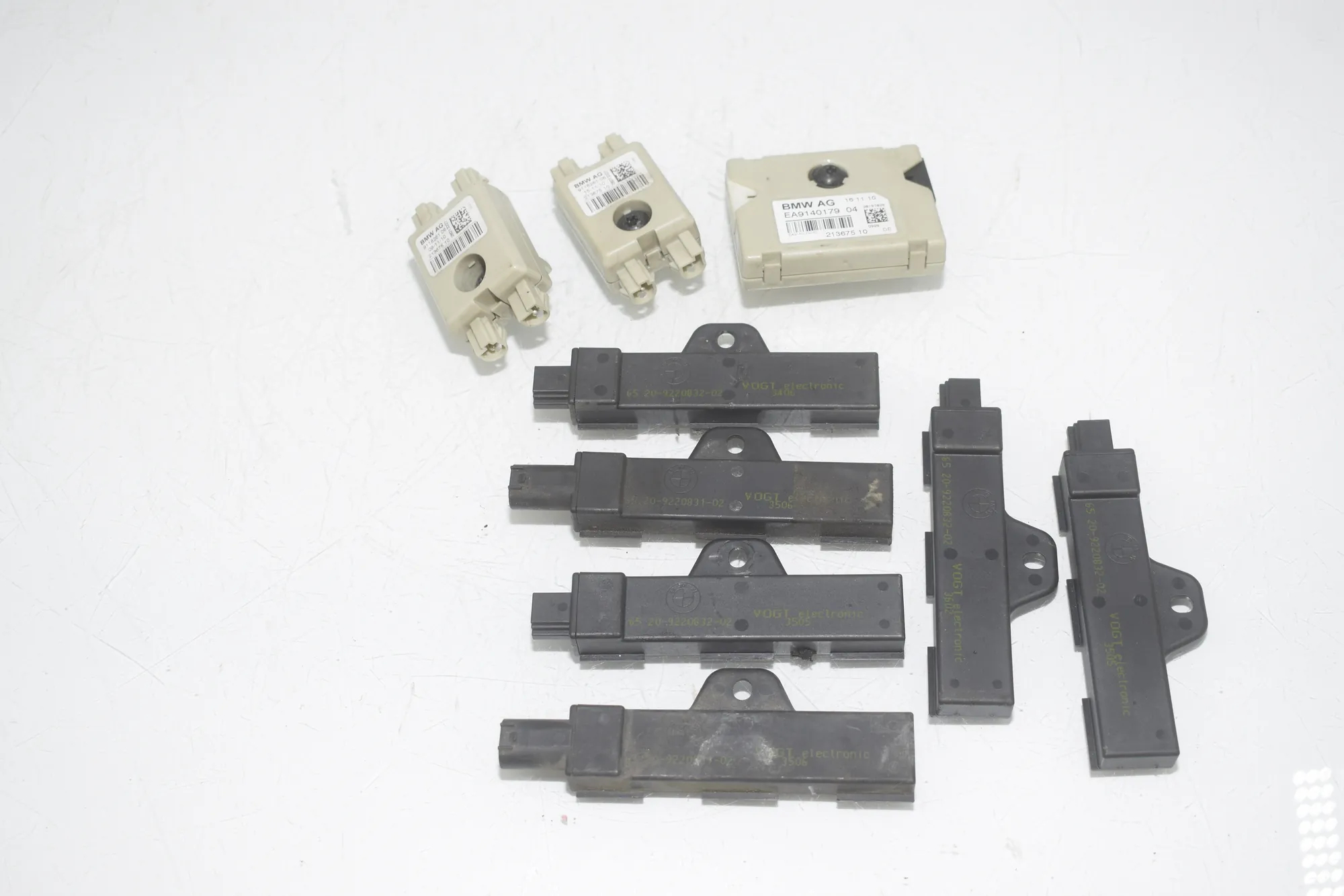 Antenna Amplifier – OEM 9118261 · BMW 7 (F01, F02) 750 i 2010