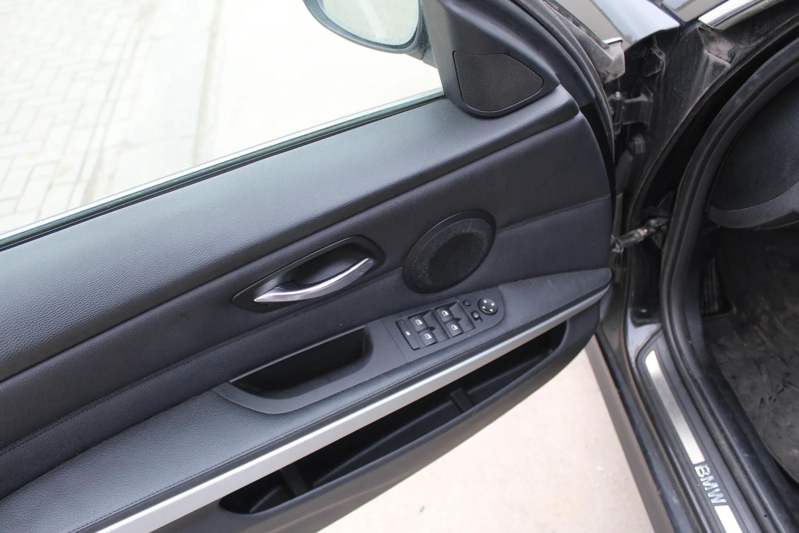 Front Windshield Wiper Mechanism – OEM 6978263 · BMW 3 (E90) 325 d 2011 – 10