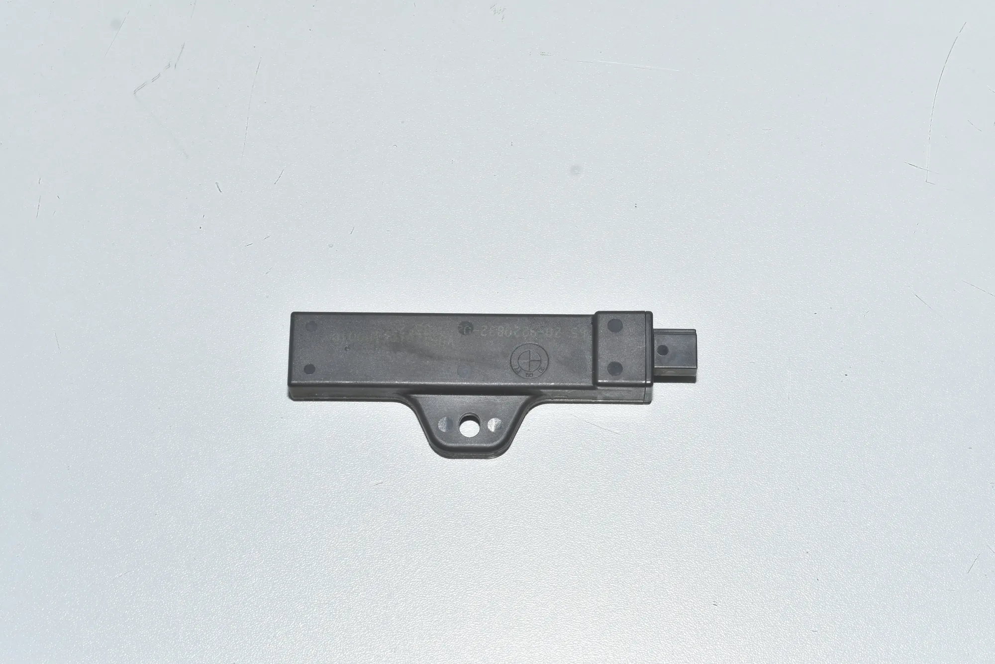 Antenna – OEM 65209220832 · BMW 5 (F10) 535 d xDrive 2015