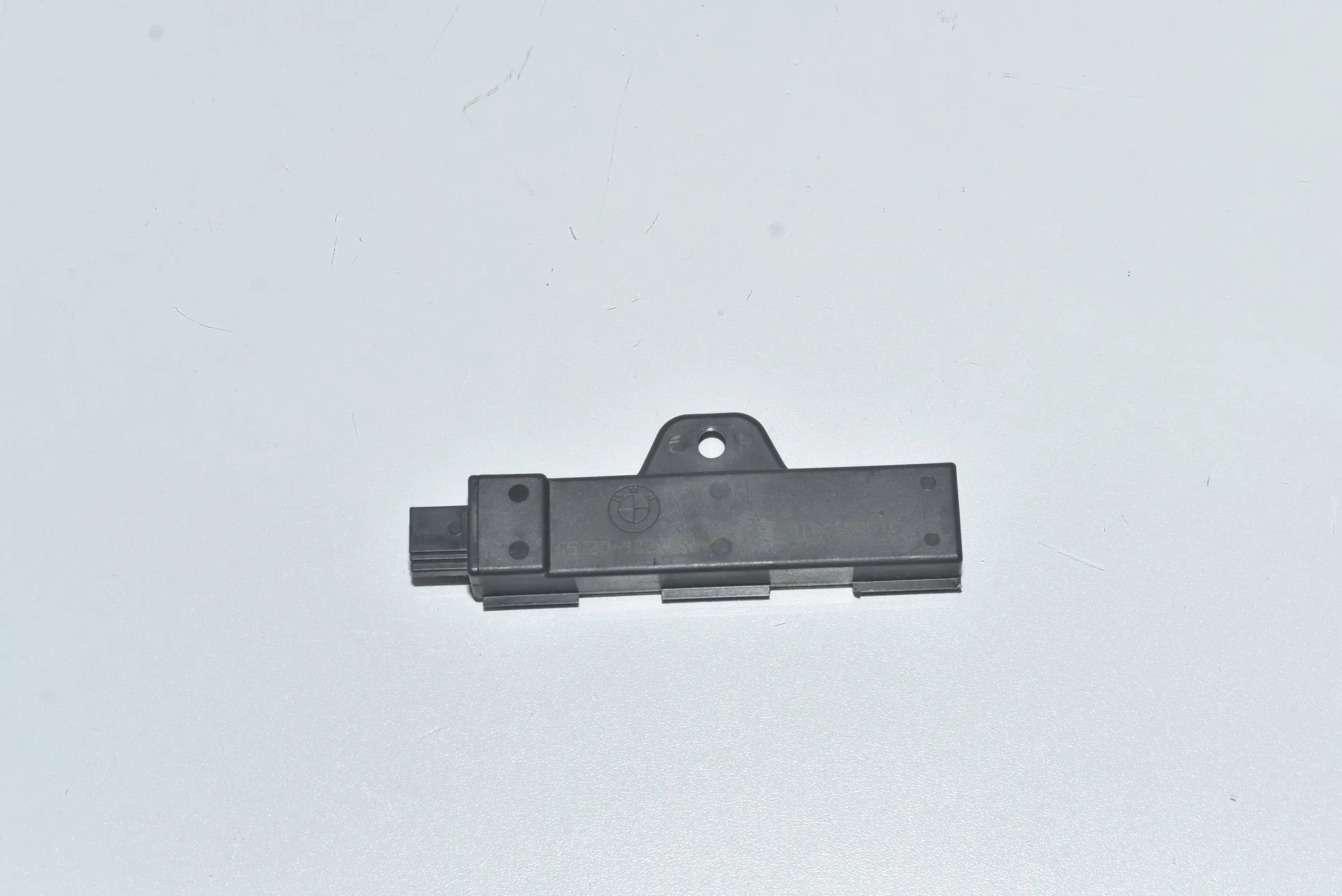 Antenna – OEM 65209220832 · BMW 5 (F10) 535 d xDrive 2015