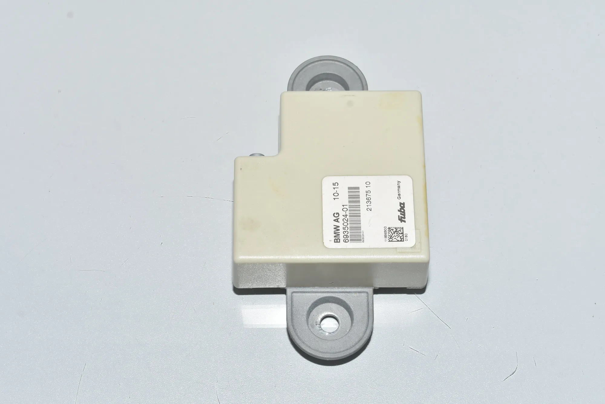 Antenna Amplifier – OEM 65206935024 · BMW 5 (F10) 535 d xDrive 2015 – 2