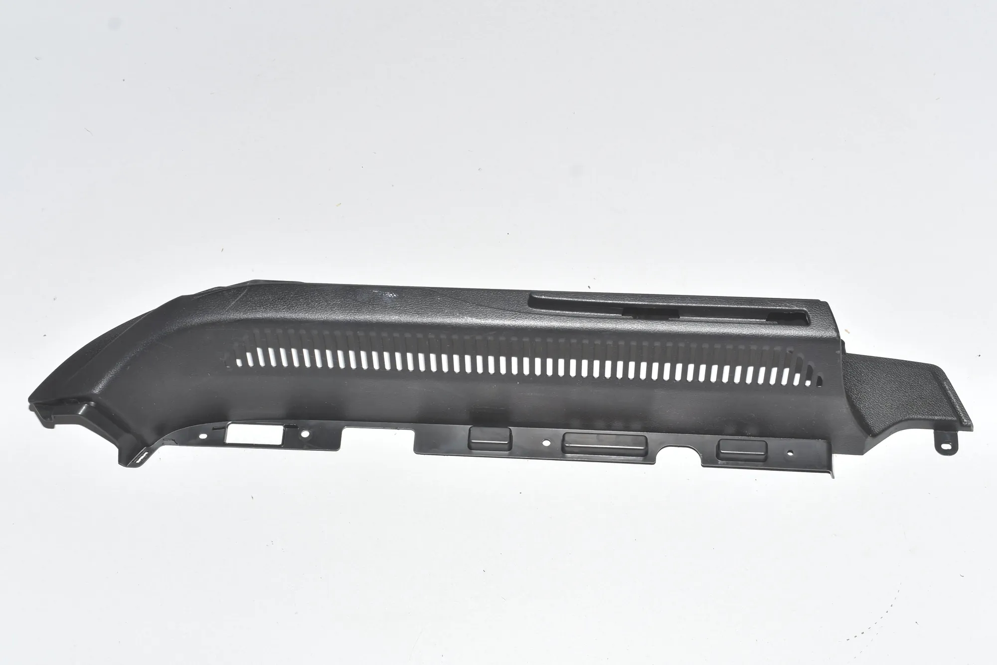 Trunk Boot Trim – OEM 6981053 · BMW X6 (E71, E72) xDrive 40 d 2010