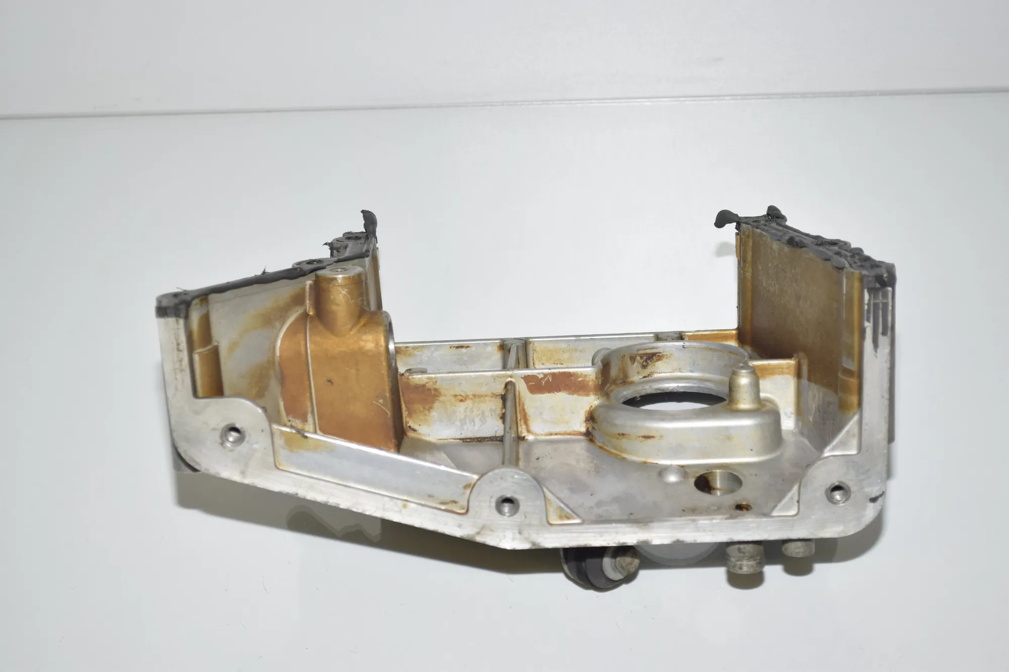 Other Engine Compartment Parts – OEM 1745507 · BMW X5 (E53) BMW X5 (E53) 4.4 i 2000 – 4