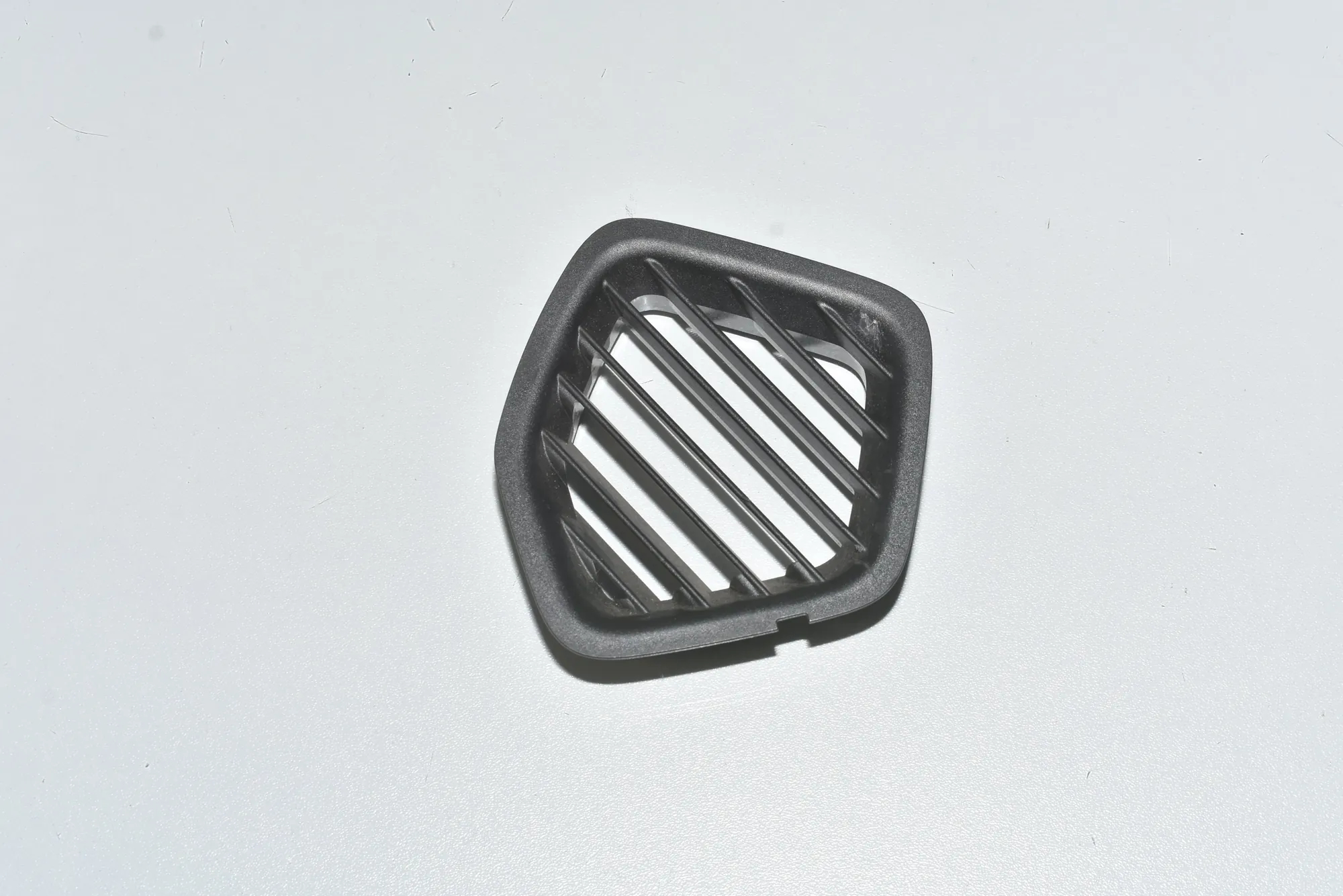 Other Interior Parts – OEM 51169284989 · BMW i3 (I01) BMW i3 (I01) Hybrid 2016 – 2