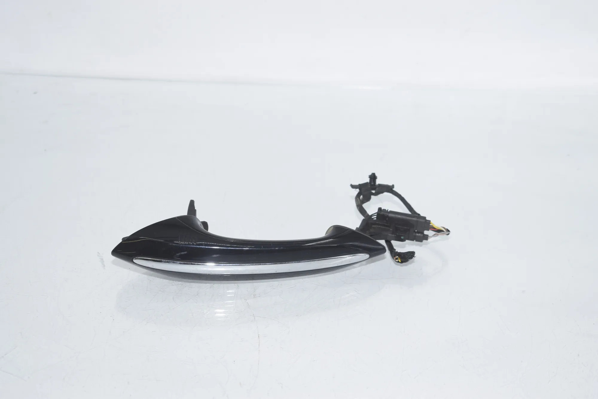 Rear Right Door Exterior Handle – OEM 7249980 · BMW 7 (F01, F02) 750 i 2010