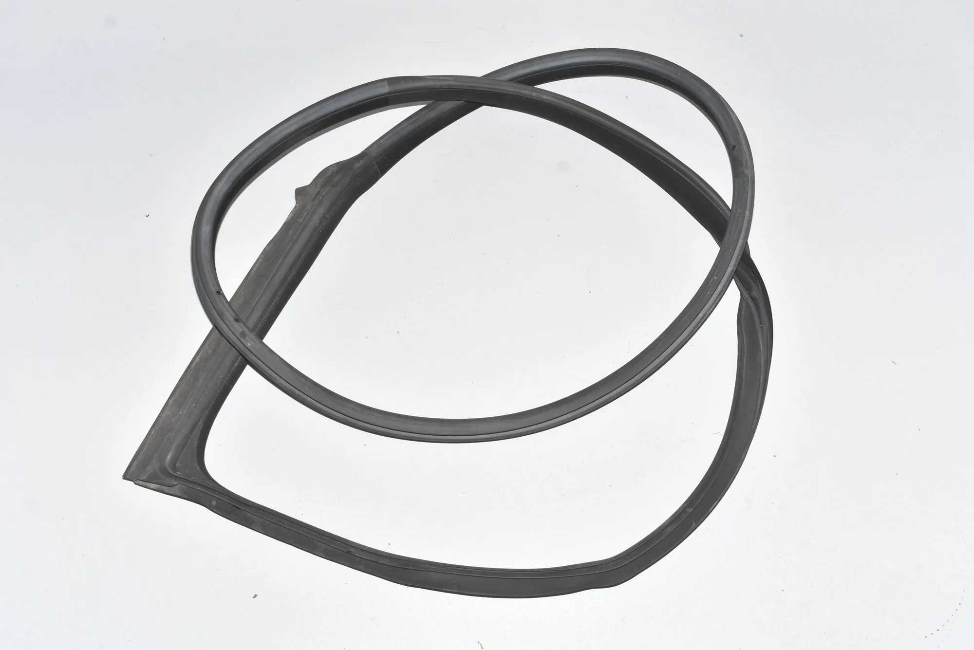 Front Right Door Seal Rubber – OEM 7279742 · BMW 4 Coupe (F32, F82) 435 d xDrive 2014