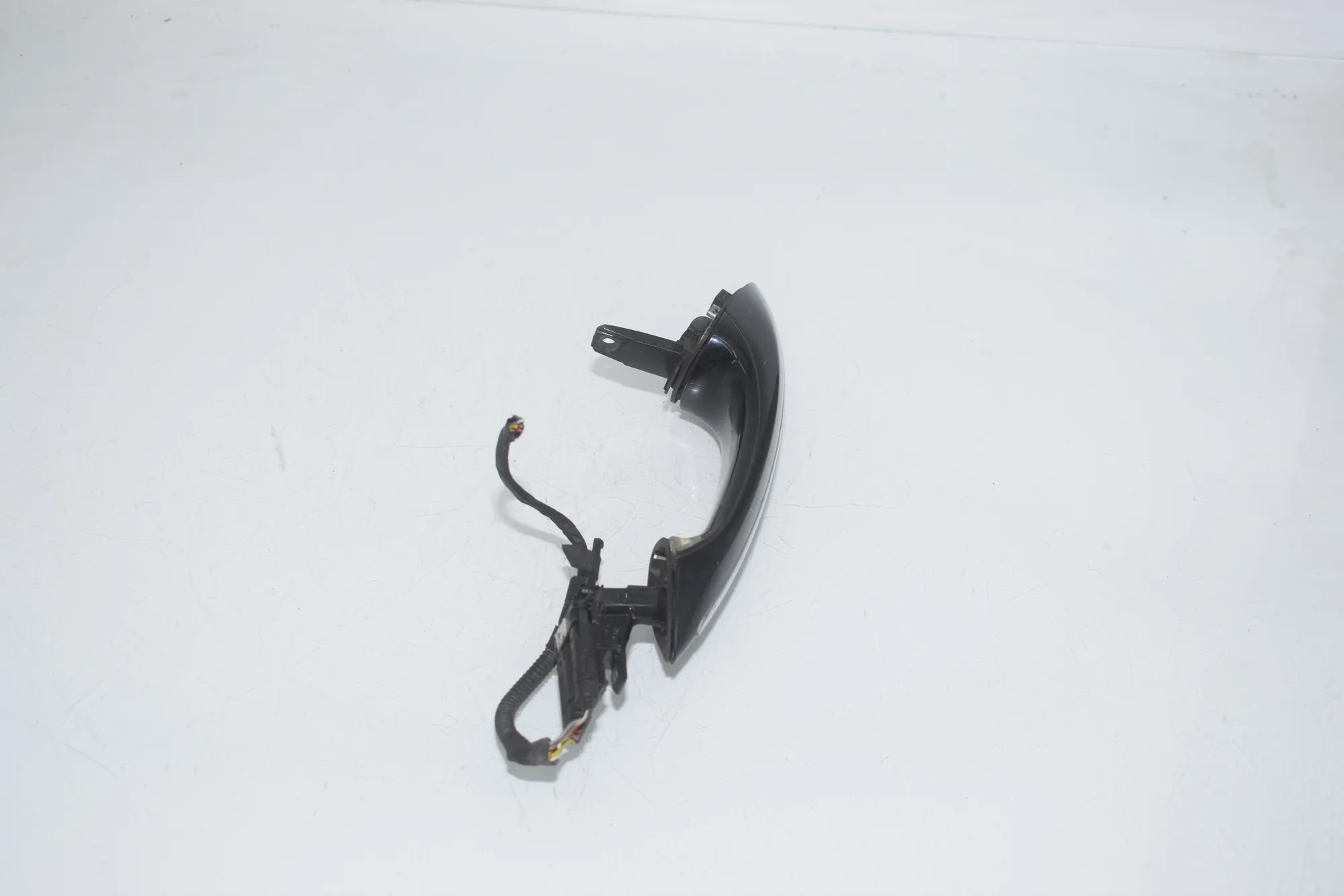 Front Right Door Exterior Handle – OEM 7249980 · BMW 7 (F01, F02) 750 i 2010 – 2