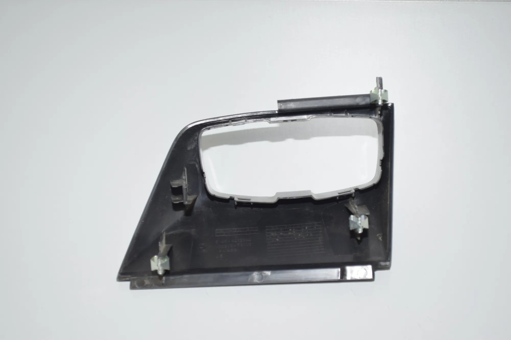 Dashboard Lower Trim – OEM 51459282942 · BMW i3 (I01) BMW i3 (I01) Electric 2014 – 4