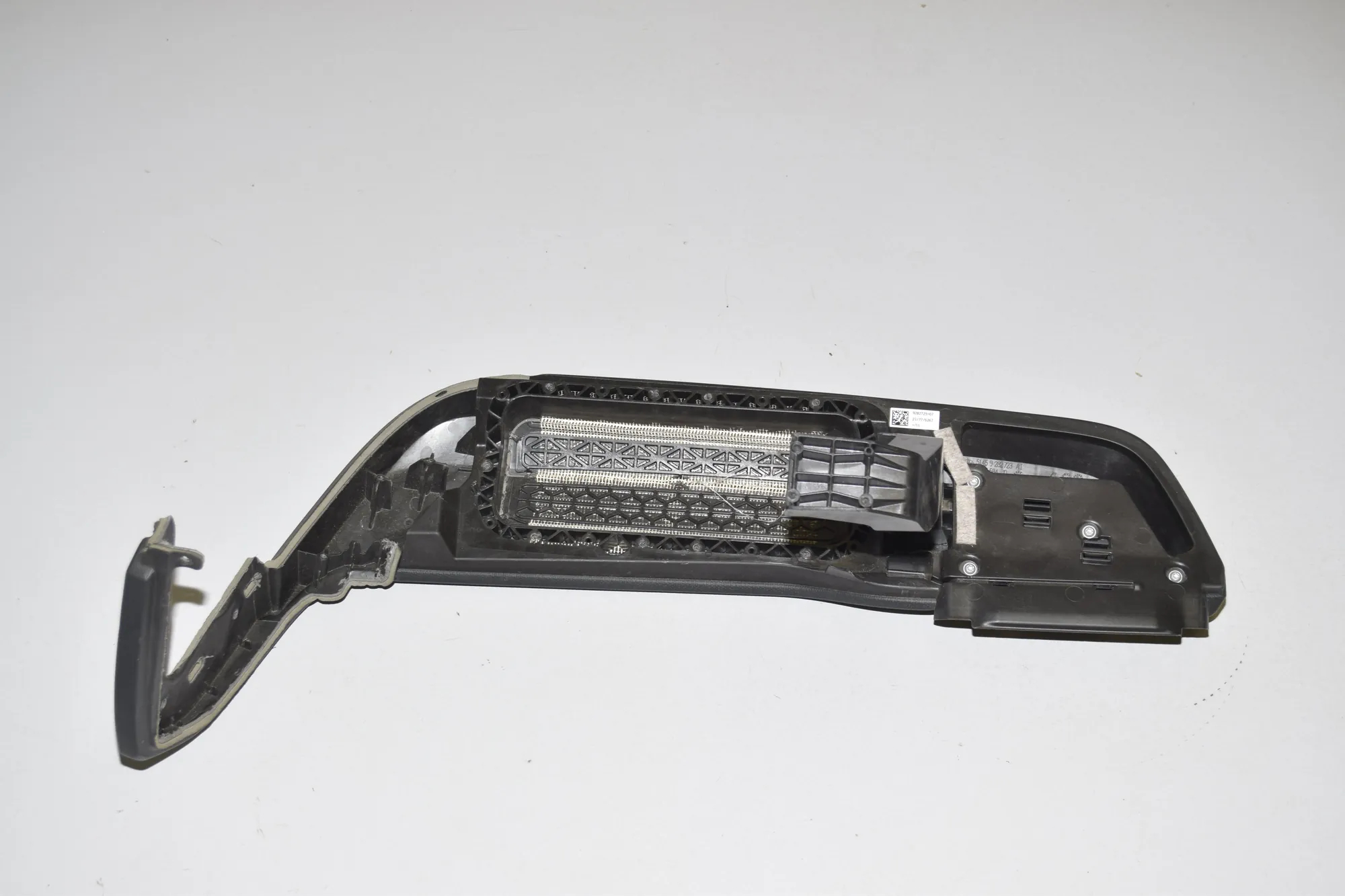 Dashboard Trim – OEM 9282768 · BMW i3 (I01) BMW i3 (I01) Hybrid 2021 – 4