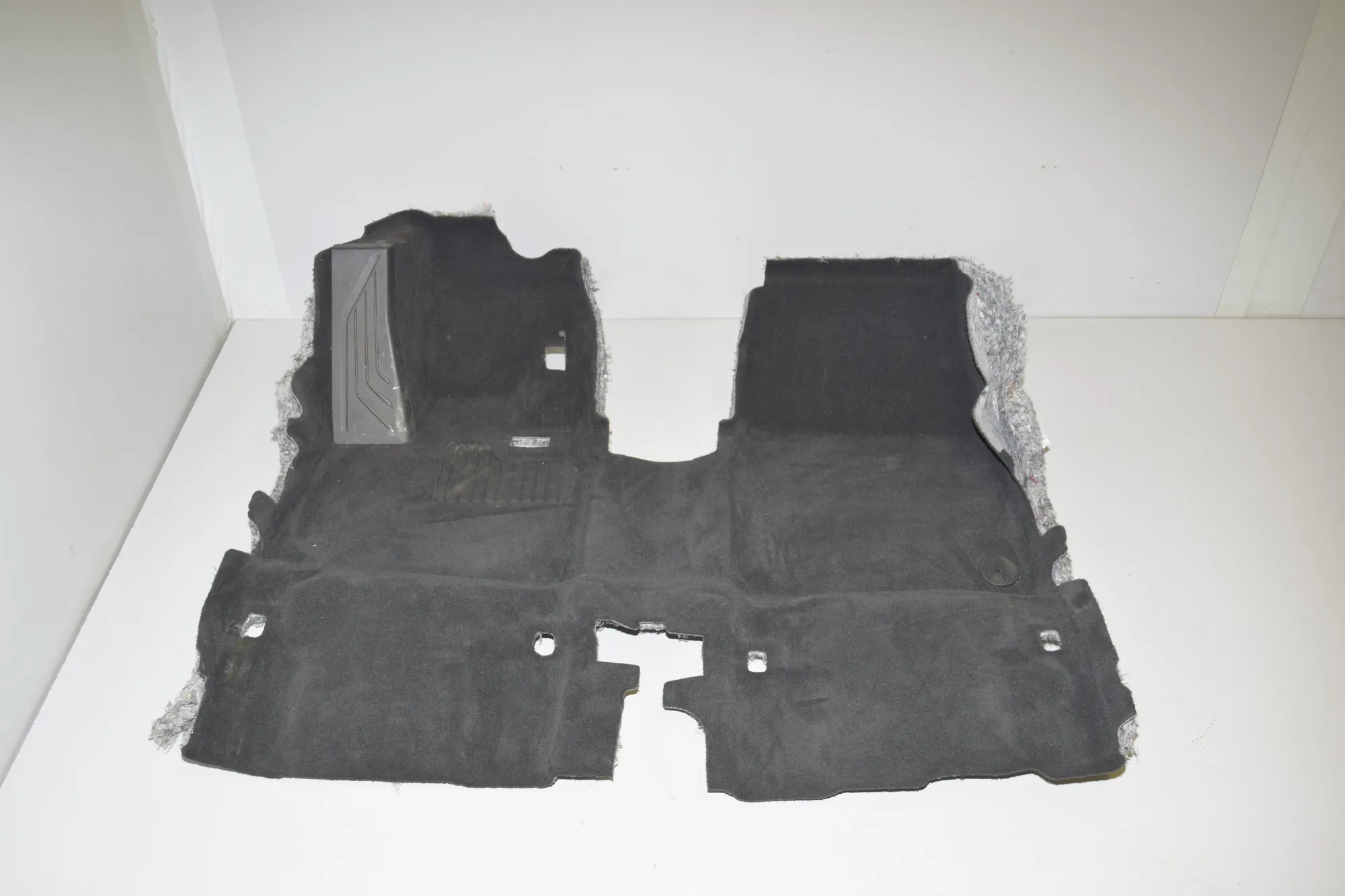 Interior Mat – OEM 51477272375 · BMW i3 (I01) BMW i3 (I01) Electric 2021