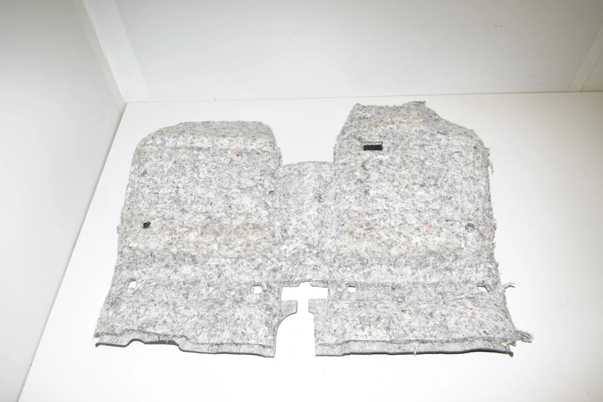 Interior Mat – OEM 51477272375 · BMW i3 (I01) BMW i3 (I01) Electric 2021 – 4