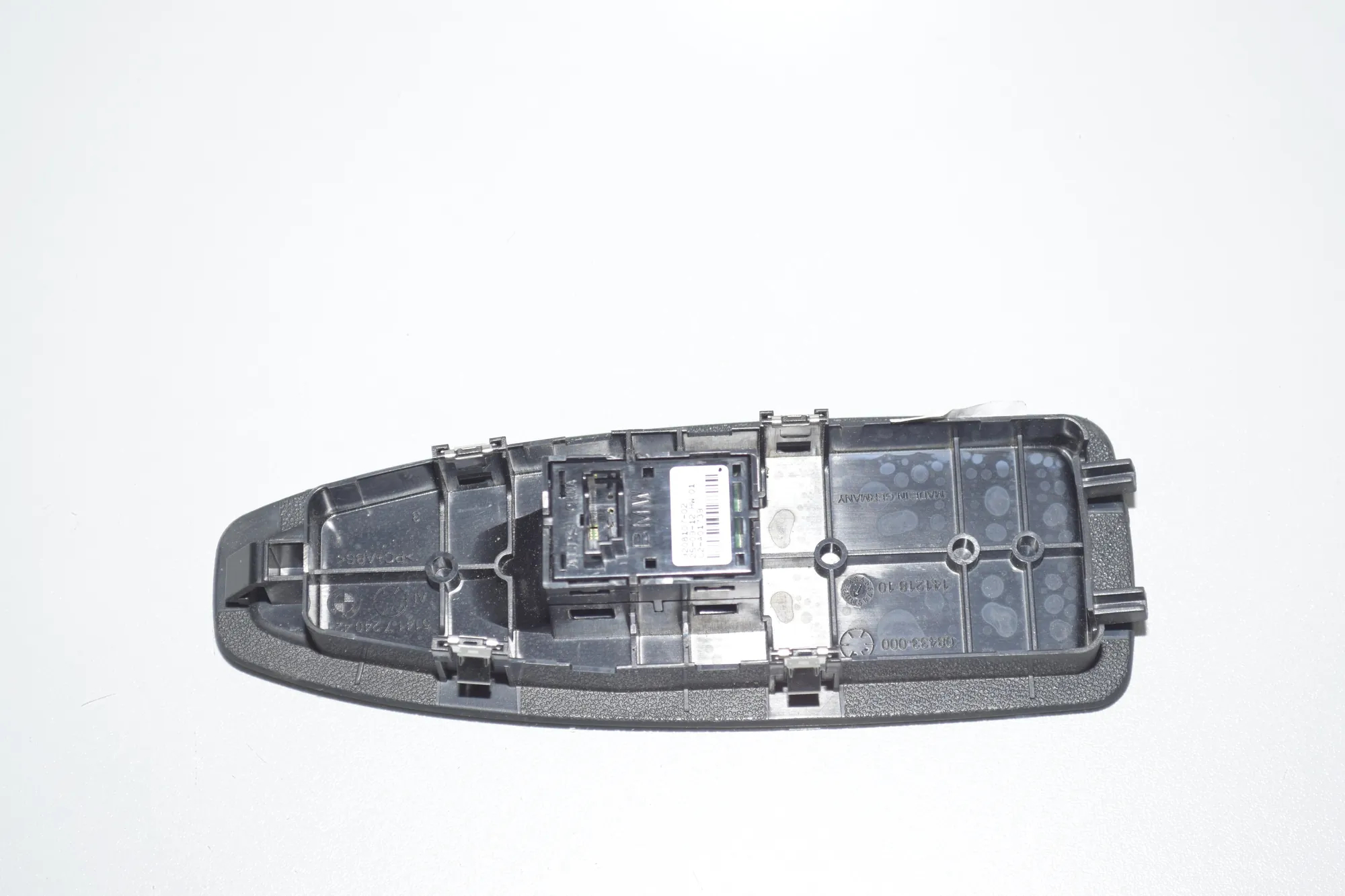 Front Right Door Window Switch – OEM 9208107 · BMW 3 Touring (F31) 330 d 2012 – 4
