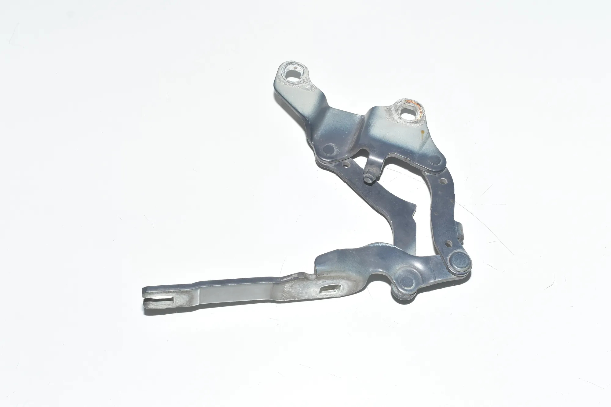 Front Right Bonnet Hinge – OEM 8045404 · BMW 3 Touring (E91) 330 d 2011 – 3