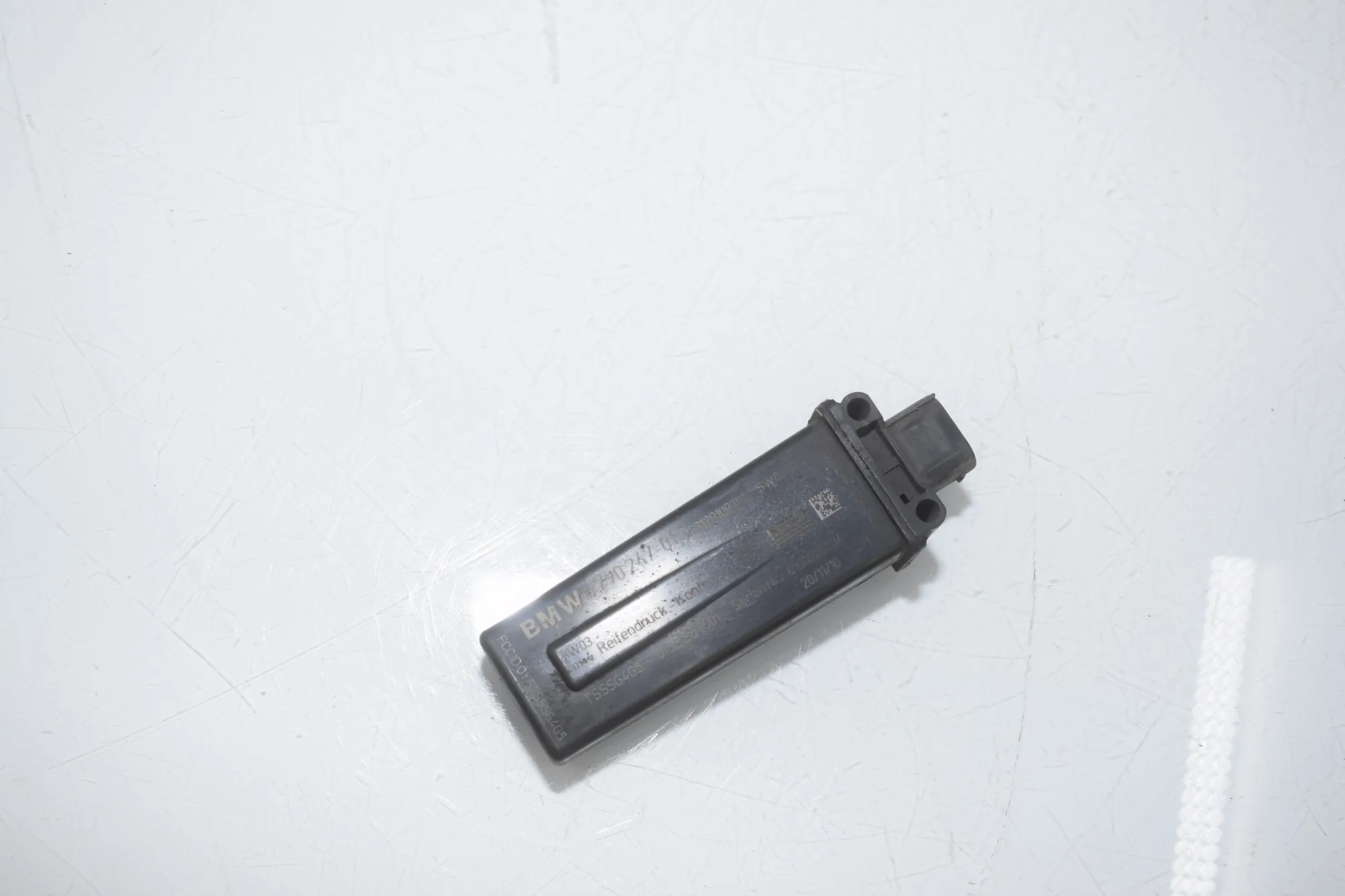 Tyre Pressure Sensor – OEM 6790247 · BMW 7 (F01, F02) 750 i 2010 – 2