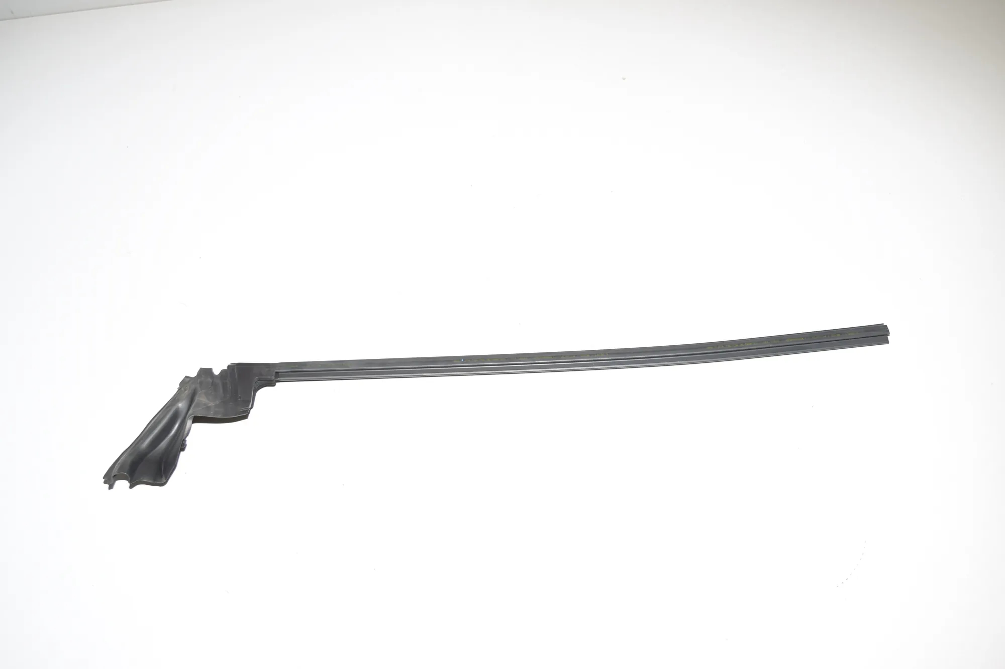 Front Left Door Rubber Seal – OEM 7279735 · BMW 4 Coupe (F32, F82) 435 d xDrive 2014 – 3