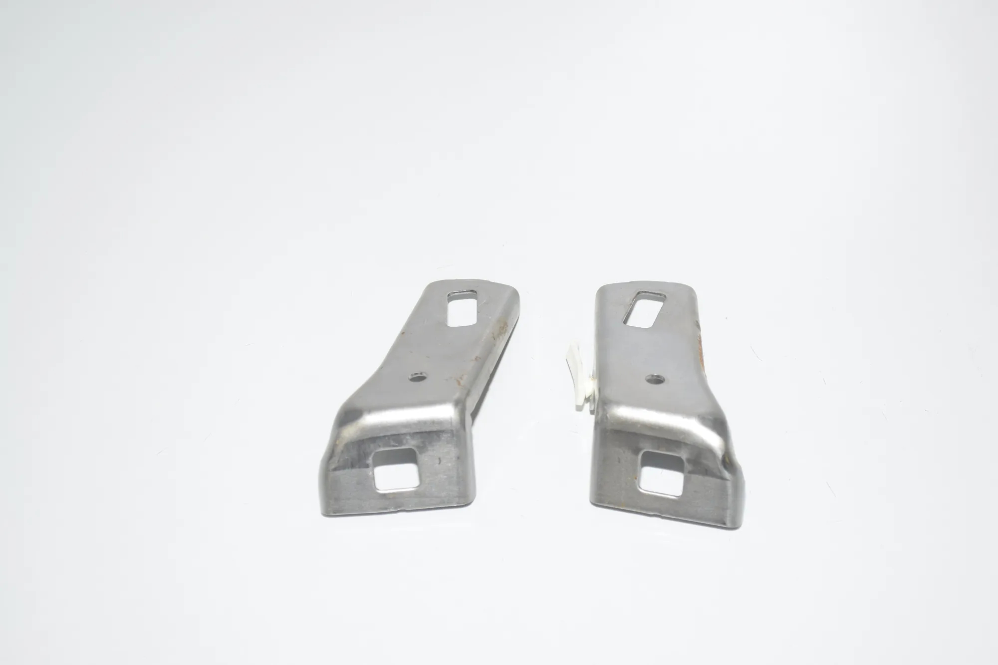 Bracket – OEM 9227018 · BMW 4 Coupe (F32, F82) 435 d xDrive 2014 – 3