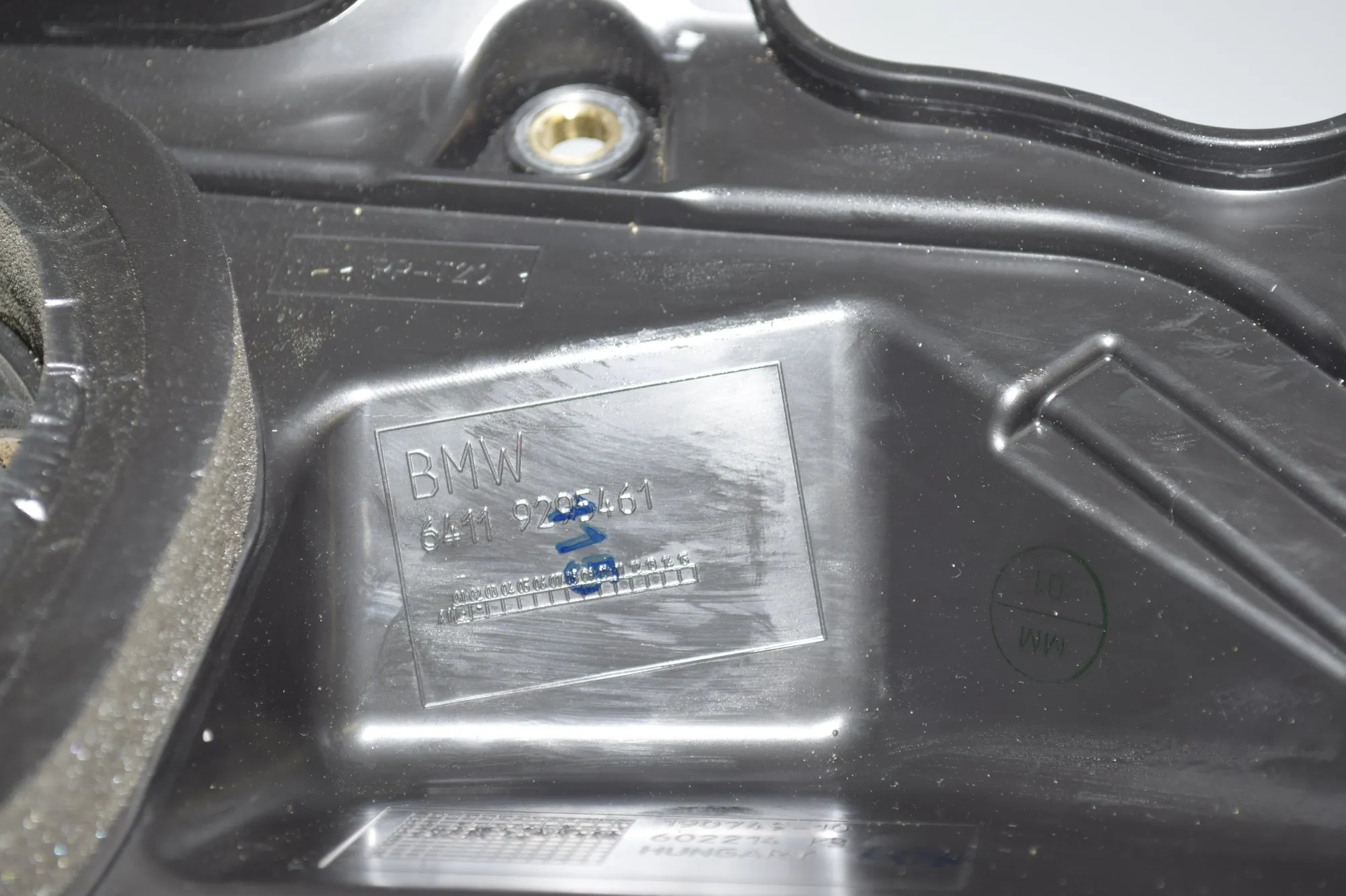 Other Engine Compartment Parts – OEM 9295461 · BMW 4 Coupe (F32, F82) 435 d xDrive 2014 – 5