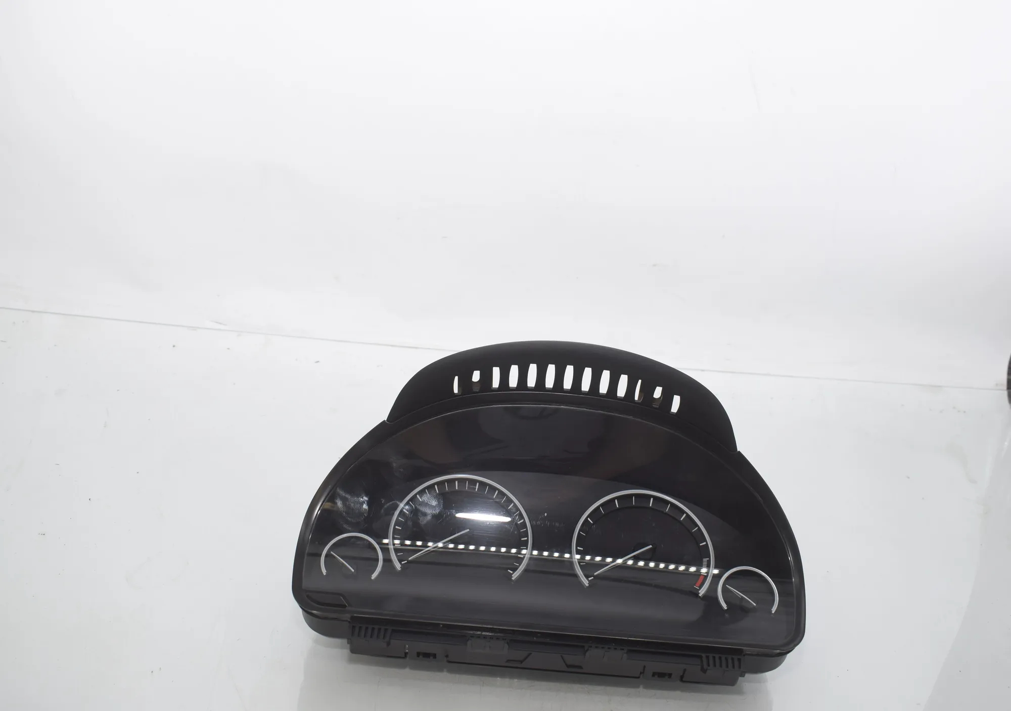Instrument Cluster Speedometer – OEM 9249569 · BMW 7 (F01, F02) 750 i 2010 – 3