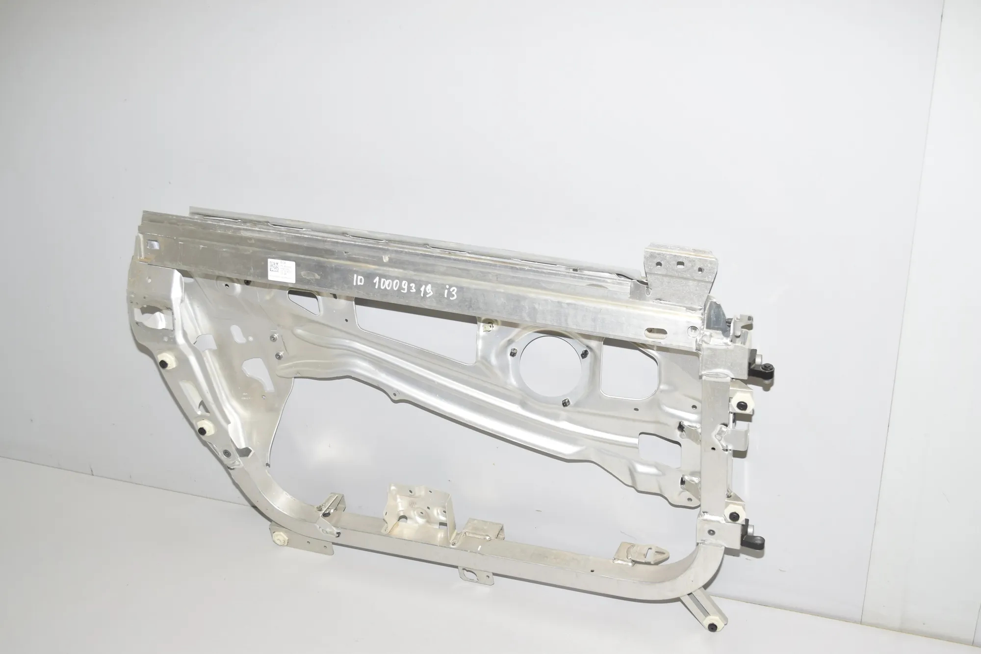 Front Right Door – OEM 51007427333 · BMW i3 (I01) Hybrid 2017 – 2