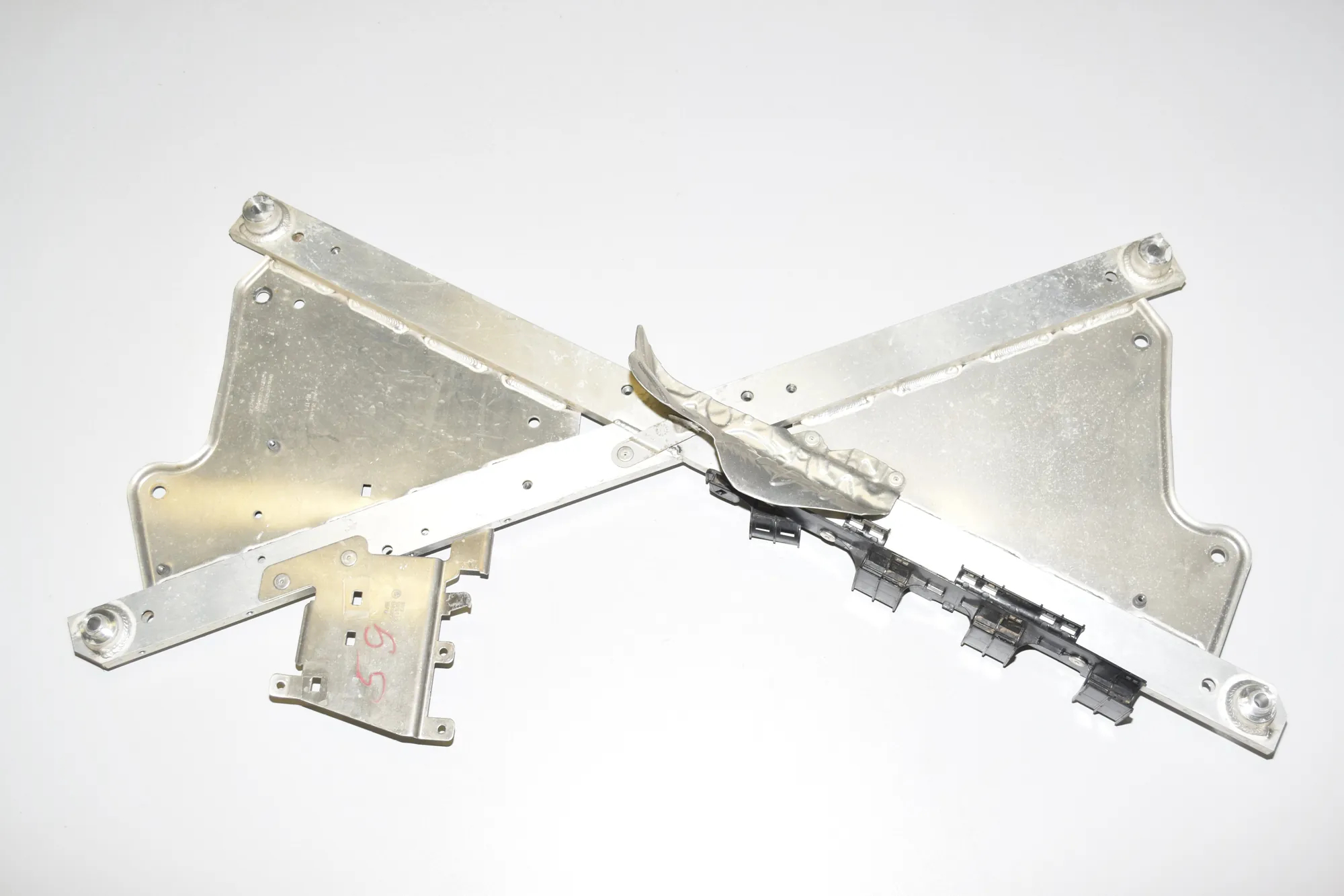 Other Underbody Cover – OEM 6879520 · BMW i3 (I01) Hybrid 2017 – 3