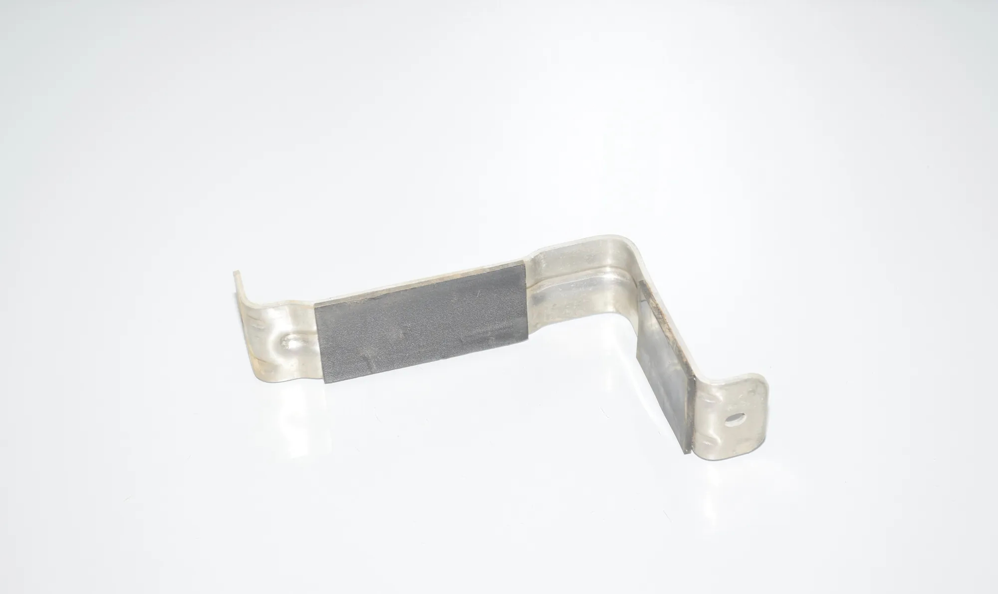Battery Holder – OEM 8602817 · BMW i3 (I01) Hybrid 2017