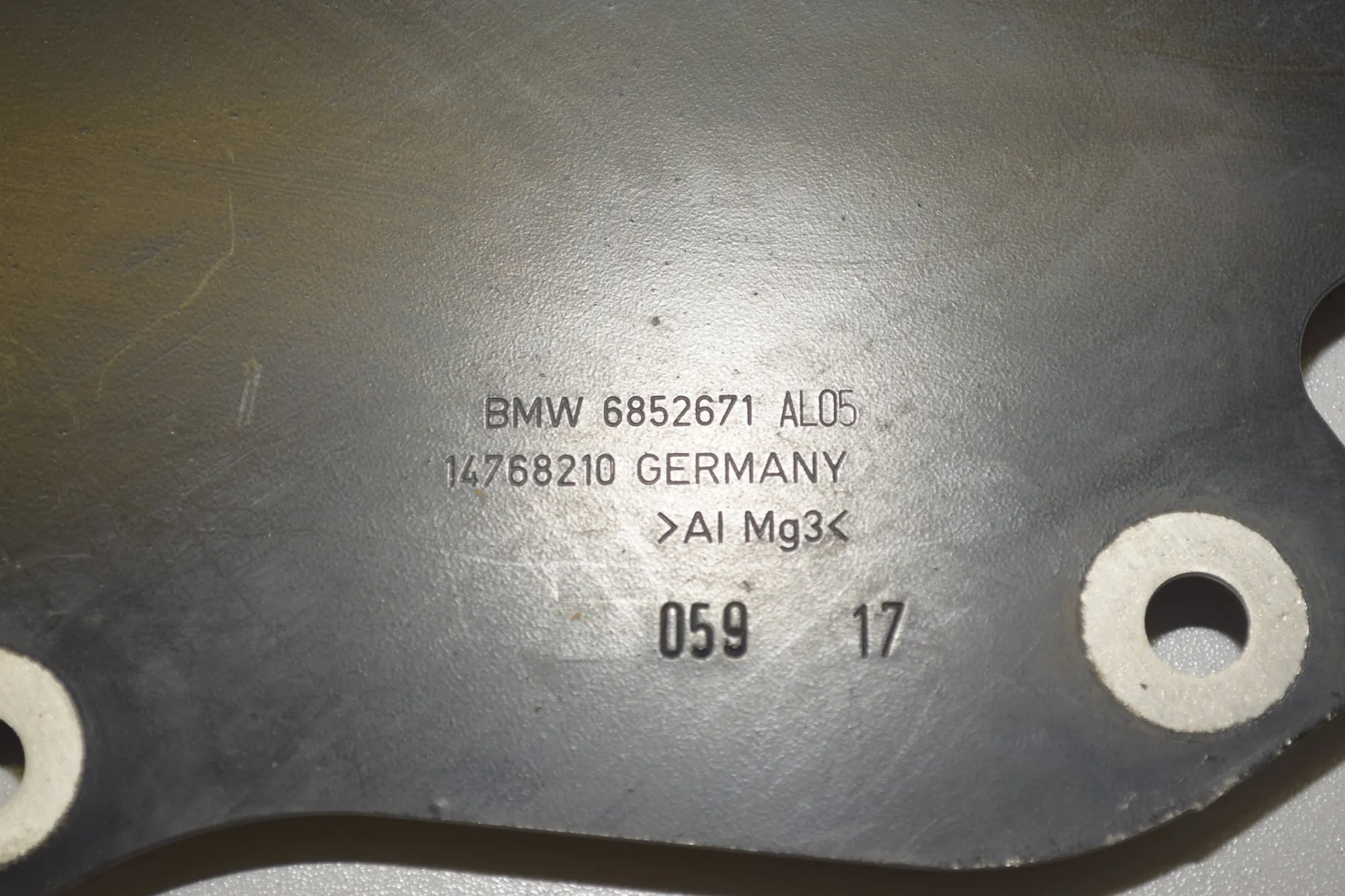 Other Suspension Parts – OEM 6852671 · BMW i3 (I01) Hybrid 2017 – 4