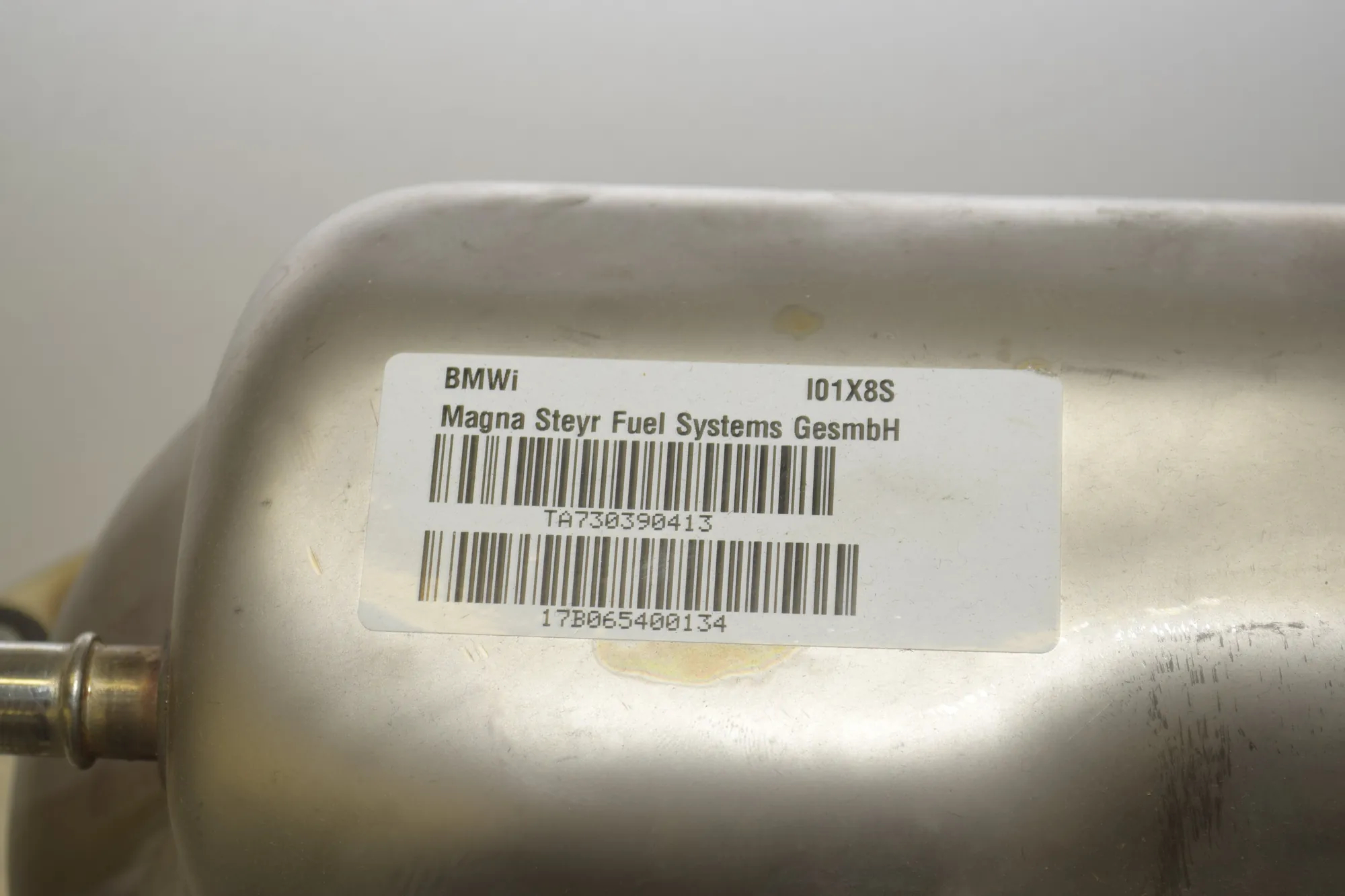 Fuel Tank – OEM 7303904 · BMW i3 (I01) Hybrid 2017 – 4