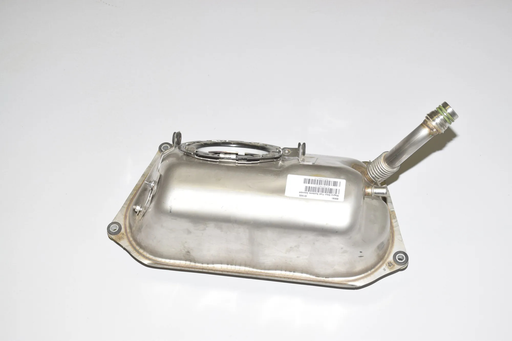 Fuel Tank – OEM 7303904 · BMW i3 (I01) Hybrid 2017 – 3