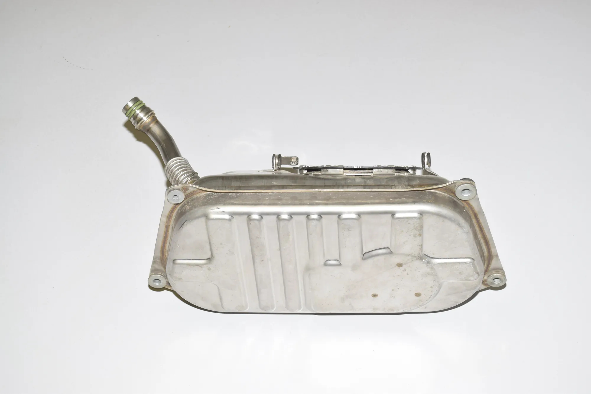 Fuel Tank – OEM 7303904 · BMW i3 (I01) Hybrid 2017 – 2