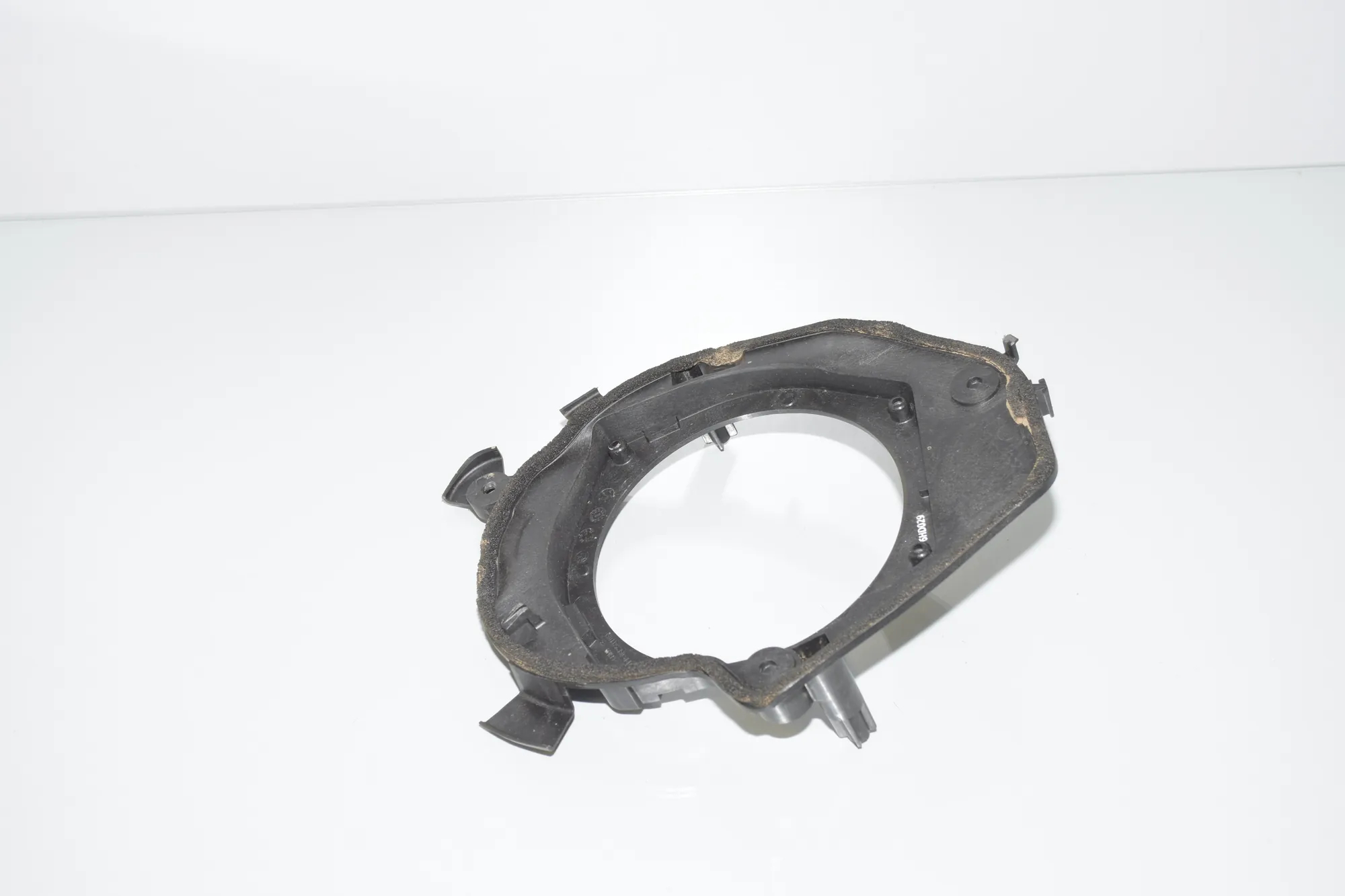 Loudspeaker Cover – OEM 9290854 · BMW i3 (I01) Hybrid 2017 – 4