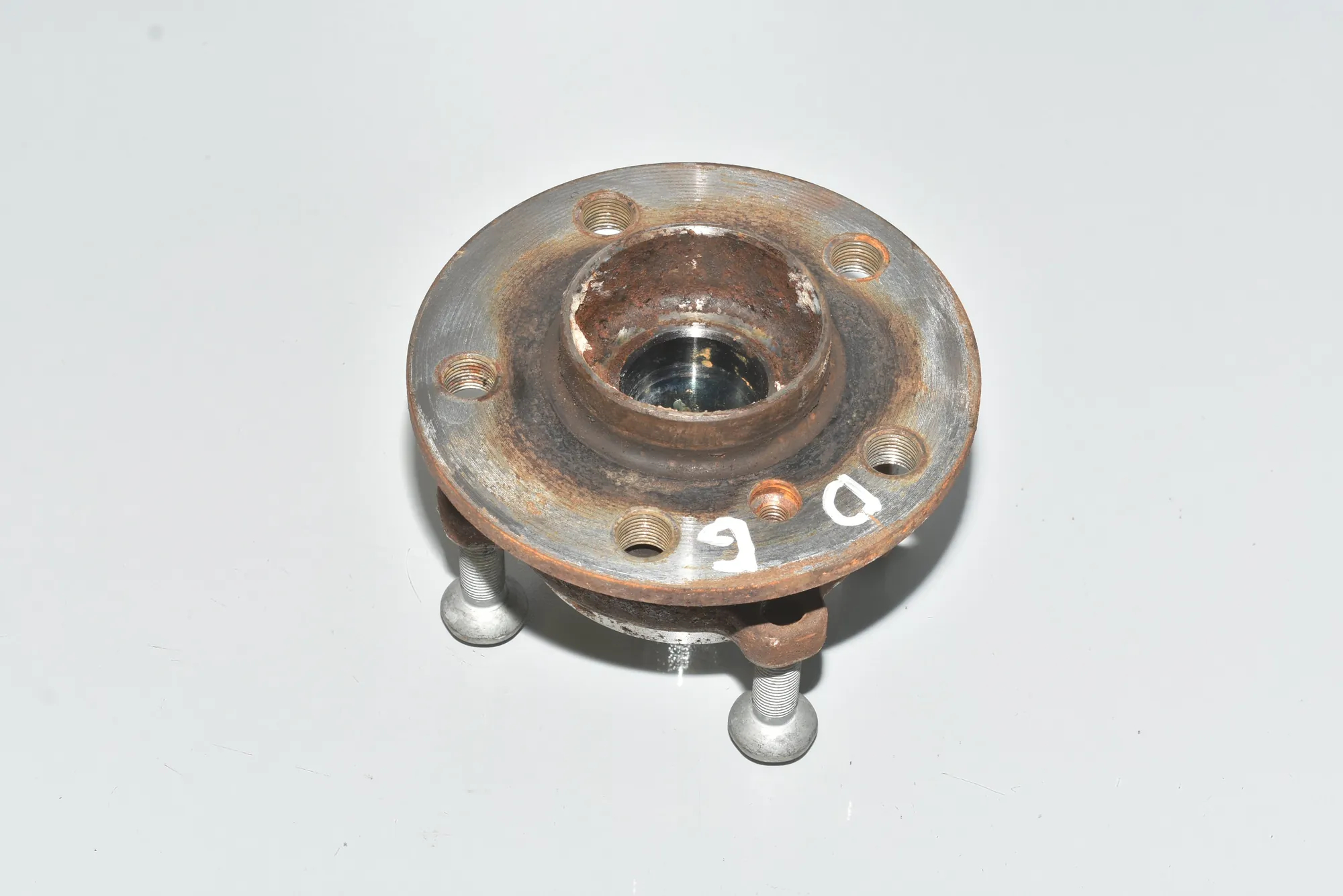 Rear Right Wheel Bearing – OEM 6852157 · BMW i3 (I01) Hybrid 2017