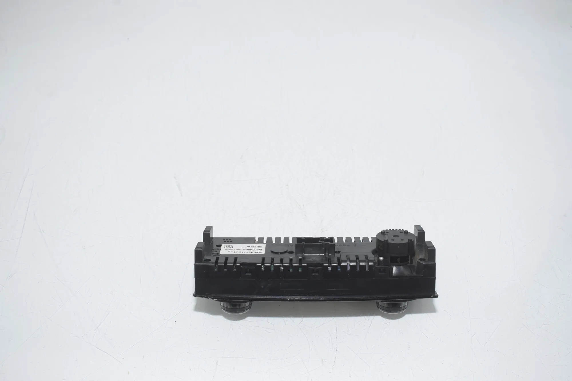 Climate Control Unit – OEM 9237118 · BMW 7 (F01, F02) 750 i 2010 – 4