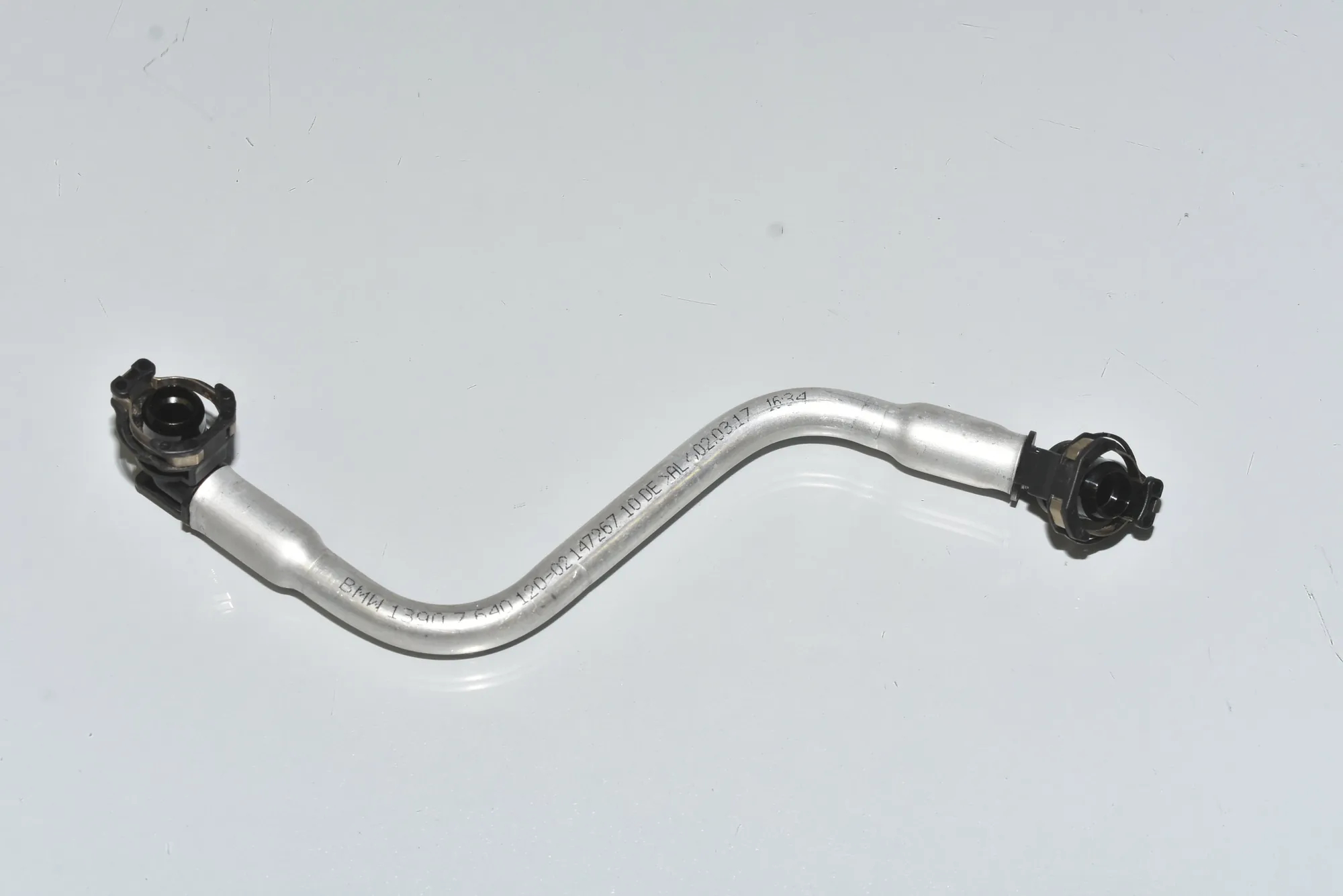 Other tubes – OEM 13907640120 · BMW i3 (I01) Hybrid 2017