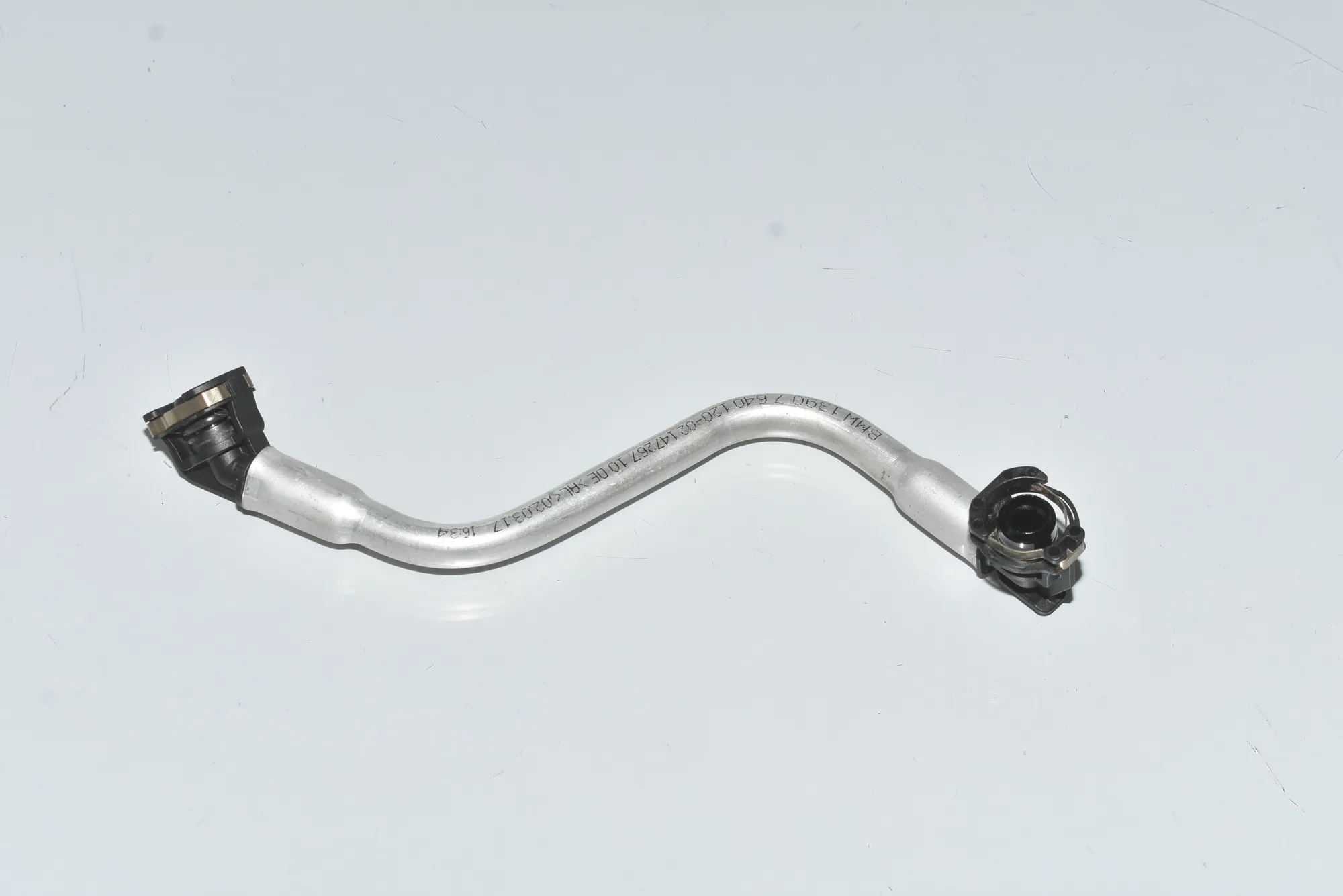Other tubes – OEM 13907640120 · BMW i3 (I01) Hybrid 2017 – 2