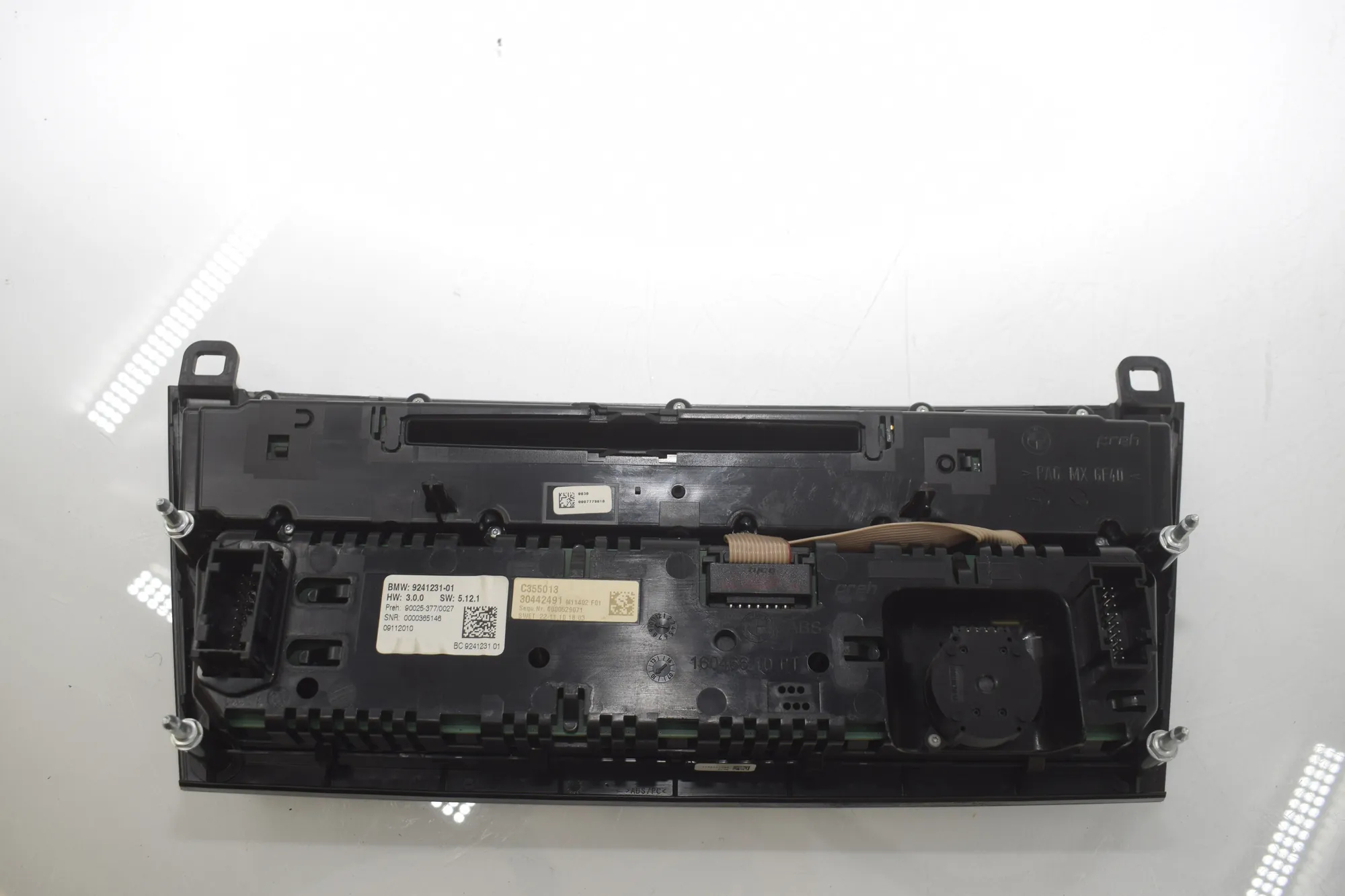 Climate Control Unit – OEM 9241231 · BMW 7 (F01, F02) 750 i 2010 – 5