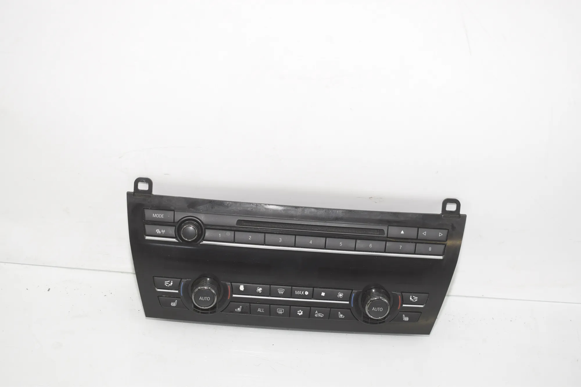 Climate Control Unit – OEM 9241231 · BMW 7 (F01, F02) 750 i 2010