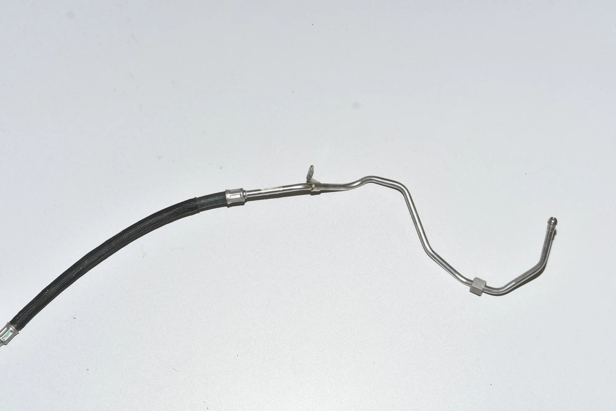 Other tubes – OEM 16127303963 · BMW i3 (I01) Hybrid 2017 – 2
