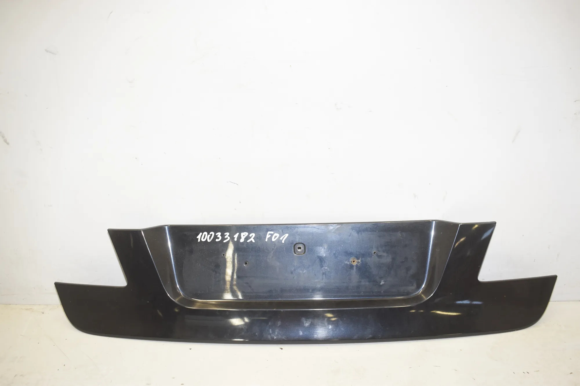Other Body Parts – OEM 7242056 · BMW 7 (F01, F02) 750 i 2010 – 4