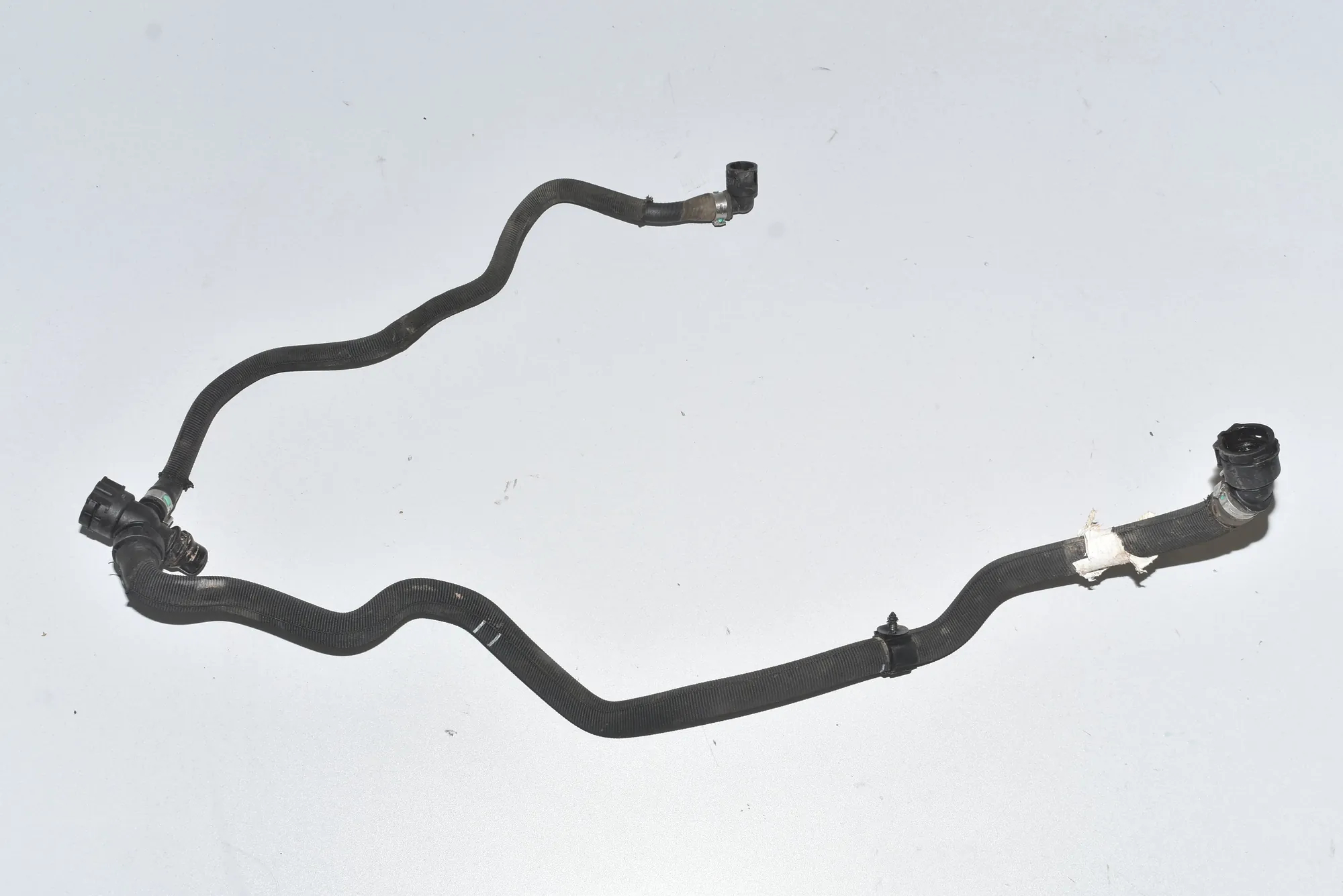 Coolant Hose Pipe – OEM 17128656443 · BMW i3 (I01) Hybrid 2017 – 2