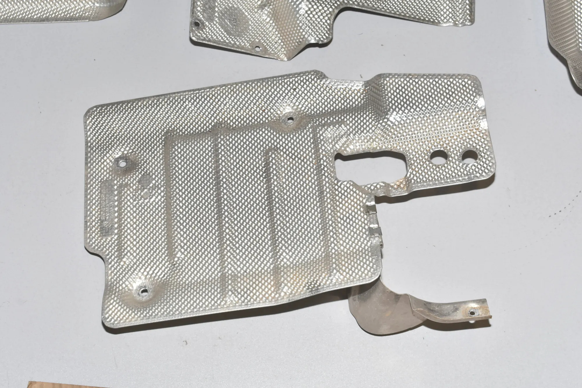 Heat Insulation – OEM 8609802 · BMW i3 (I01) Hybrid 2017 – 4